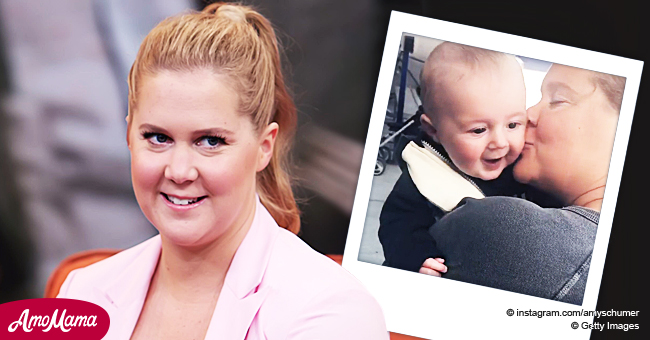 Amy Schumer Of I Feel Pretty Shares Adorable Video Of 5 Month Old Son