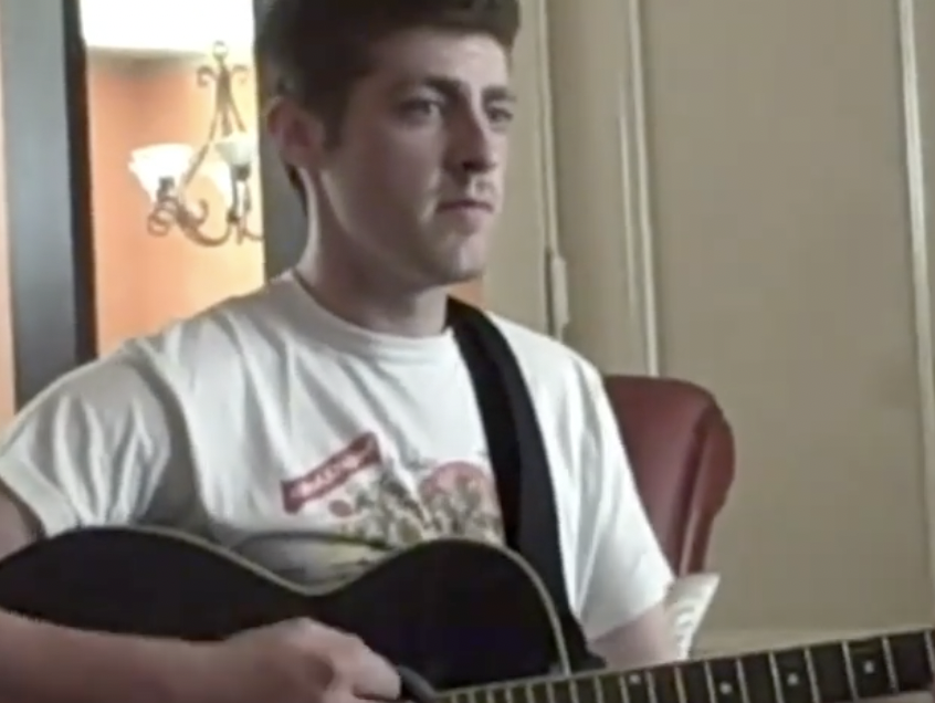 Hilary Wendt's brother plays a guitar | Source: Instagram Story/hillypoo