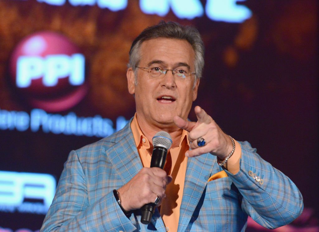 Bruce Campbell attends day 2 of Monsterpalooza held at Pasadena Convention Center on April 14, 2019 | Photo: Getty Images
