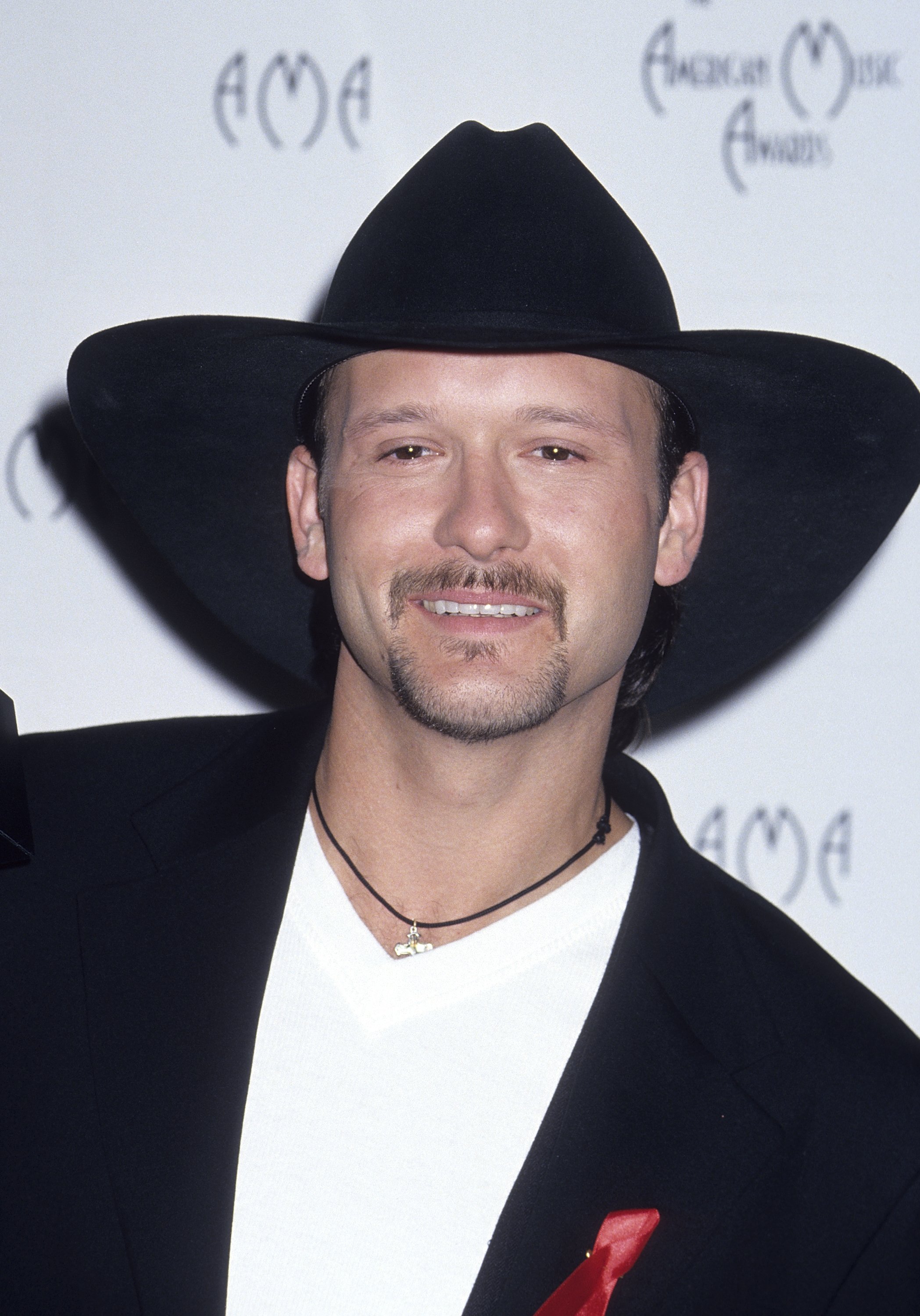 Singer Tim McGraw attends the 22nd Annual American Music Awards on January 30, 1995 at the Shrine Auditorium in Los Angeles, California. | Source: Getty Images