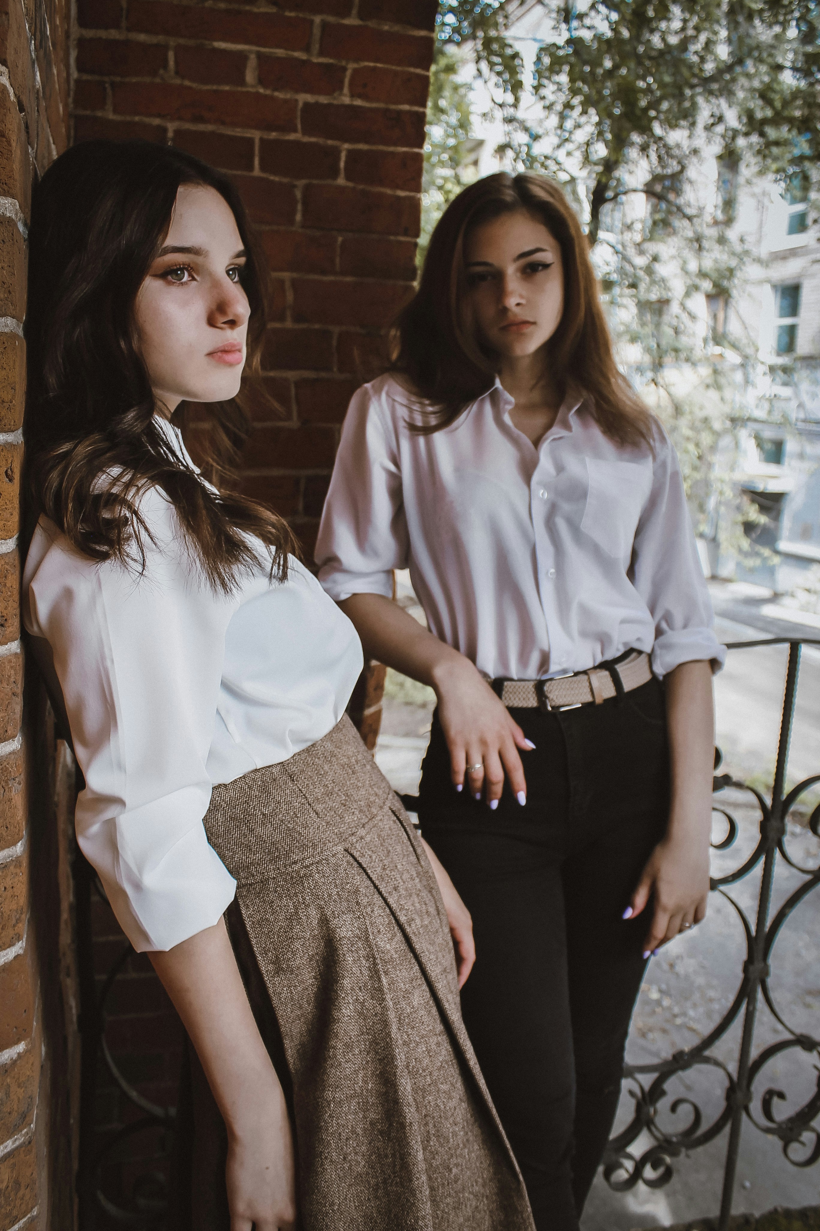 Two serious women | Source: Unsplash