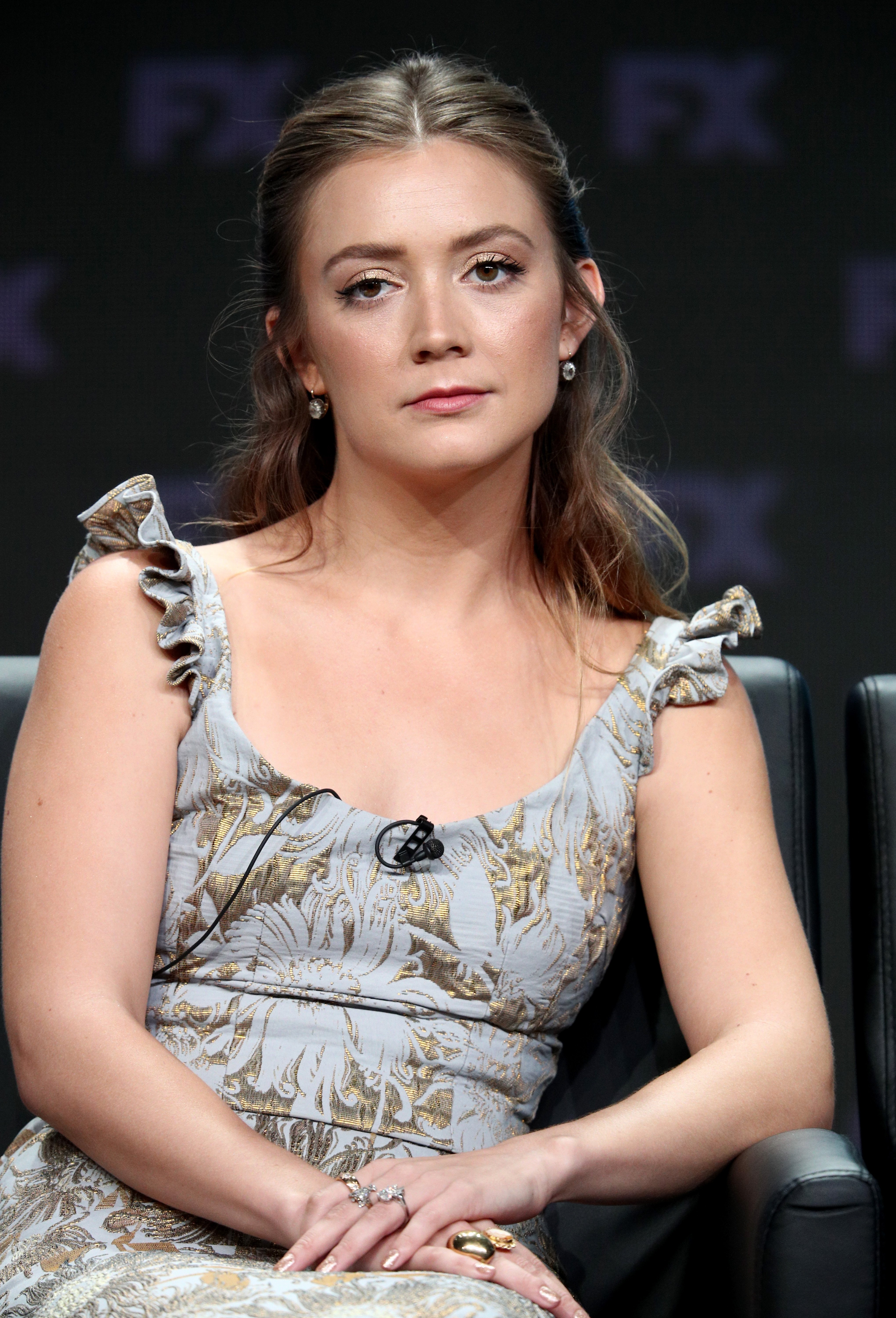 Billie Lourd speats at an "American Horror" panel in Beverly Hills, California on August 3, 2018 | Photo: Getty Images
