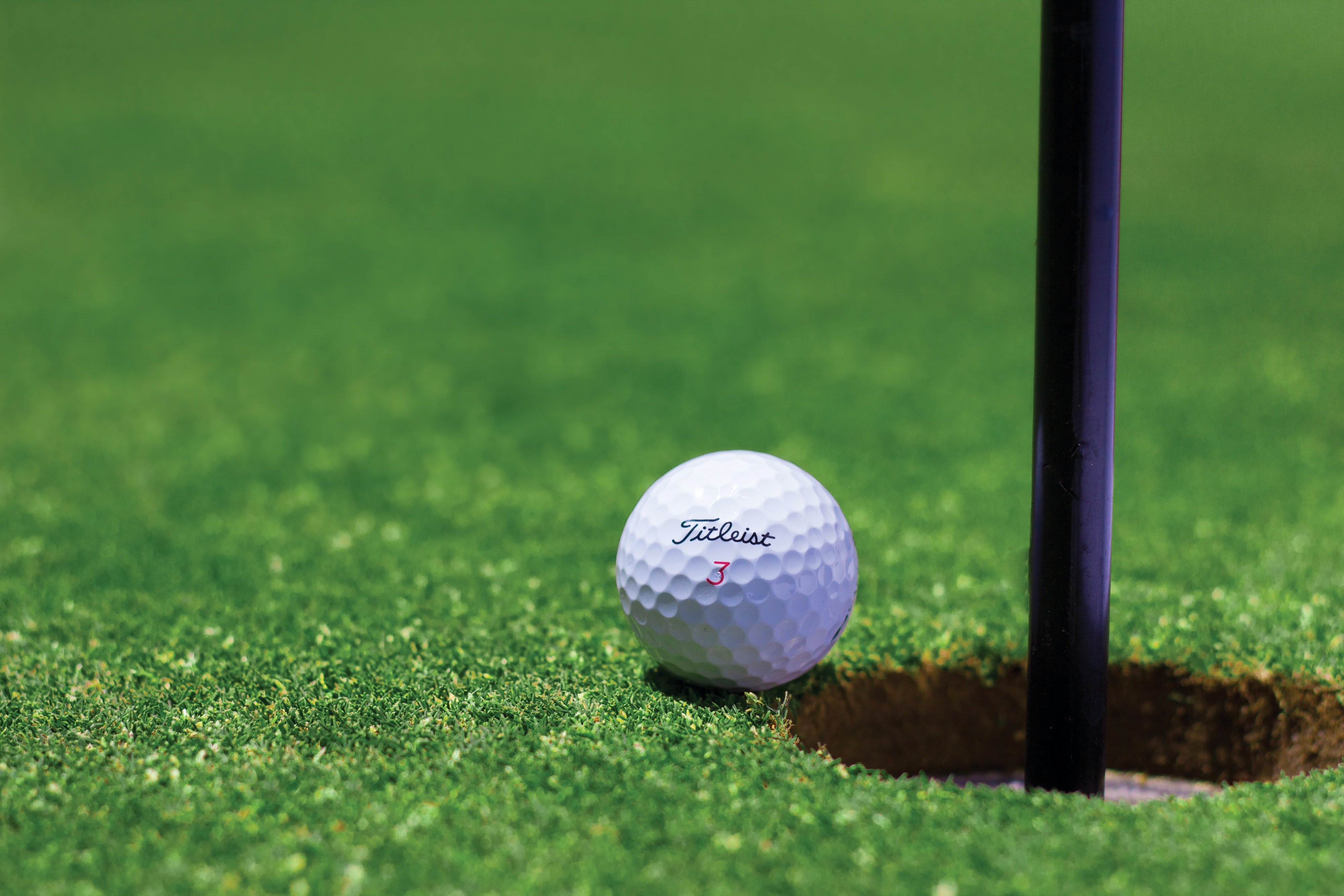 A golf ball | Photo: Pexels
