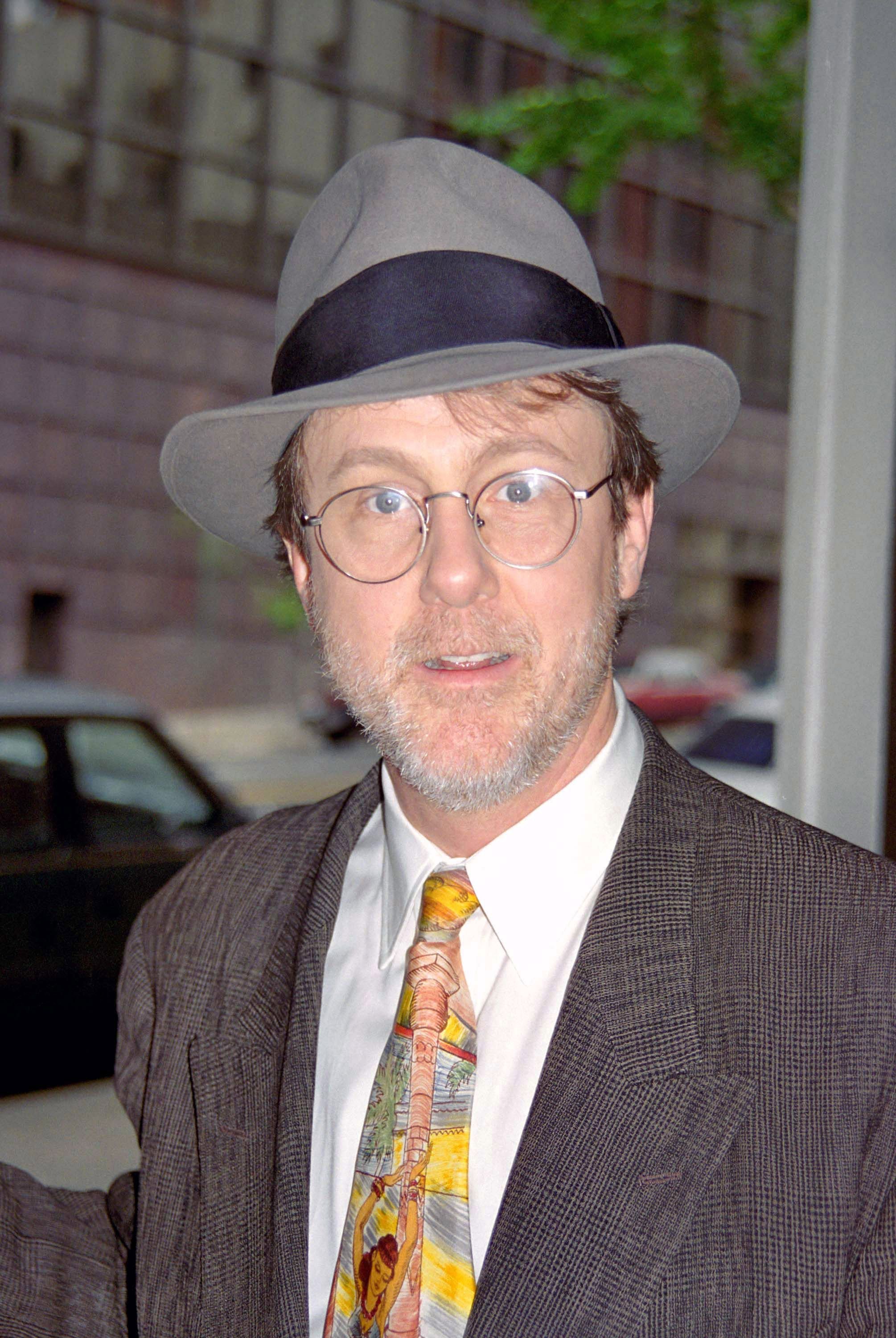 Harry Anderson appearing on the "CBS Morning Show" on November 20, 1996, at CBS Studio in New York City | Photo: Derek Storm/FilmMagic/Getty Images