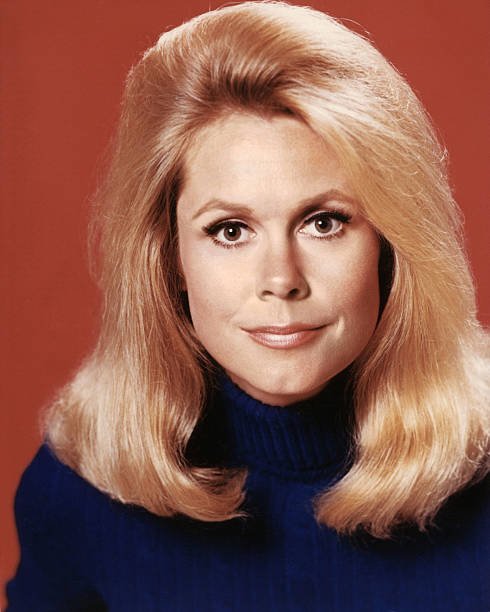 Elizabeth Montgomery poses for a portrait photo while filming "Bewitched" circa 1968 | Photo: Getty Images