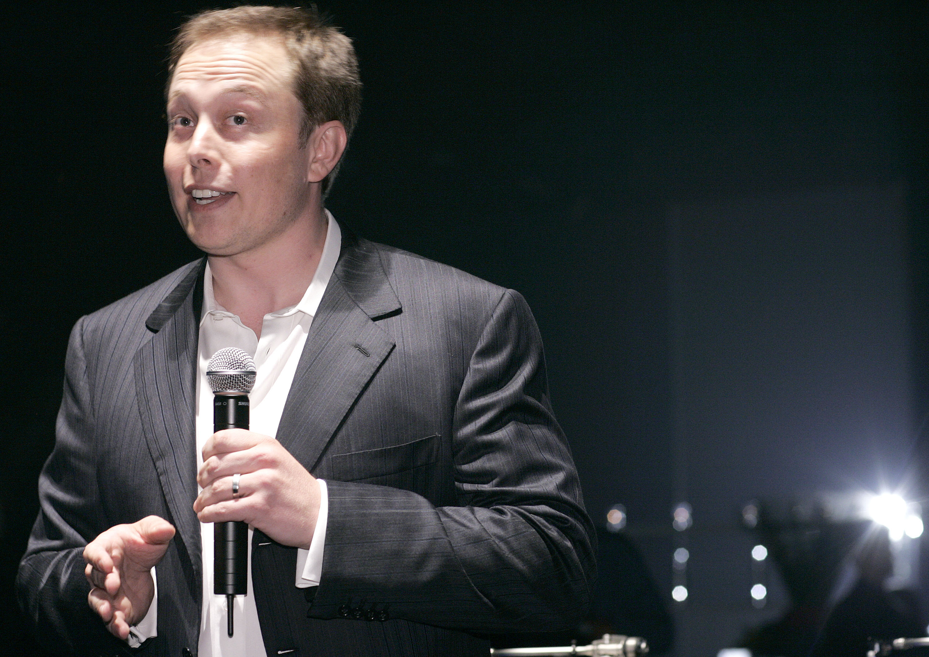Elon Musk photographed during the unveiling of the Tesla Roadster in 2006 | Source: Getty Images