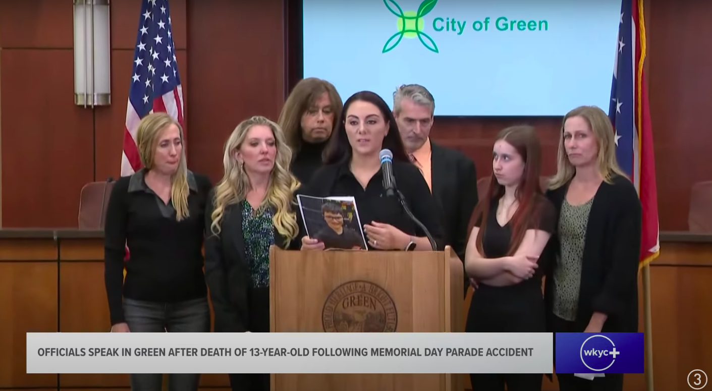 Danielle Paciorek speaking about Matthew Schultz surrounded by grieving loved ones. | Source: YouTube/WKYC Channel 3