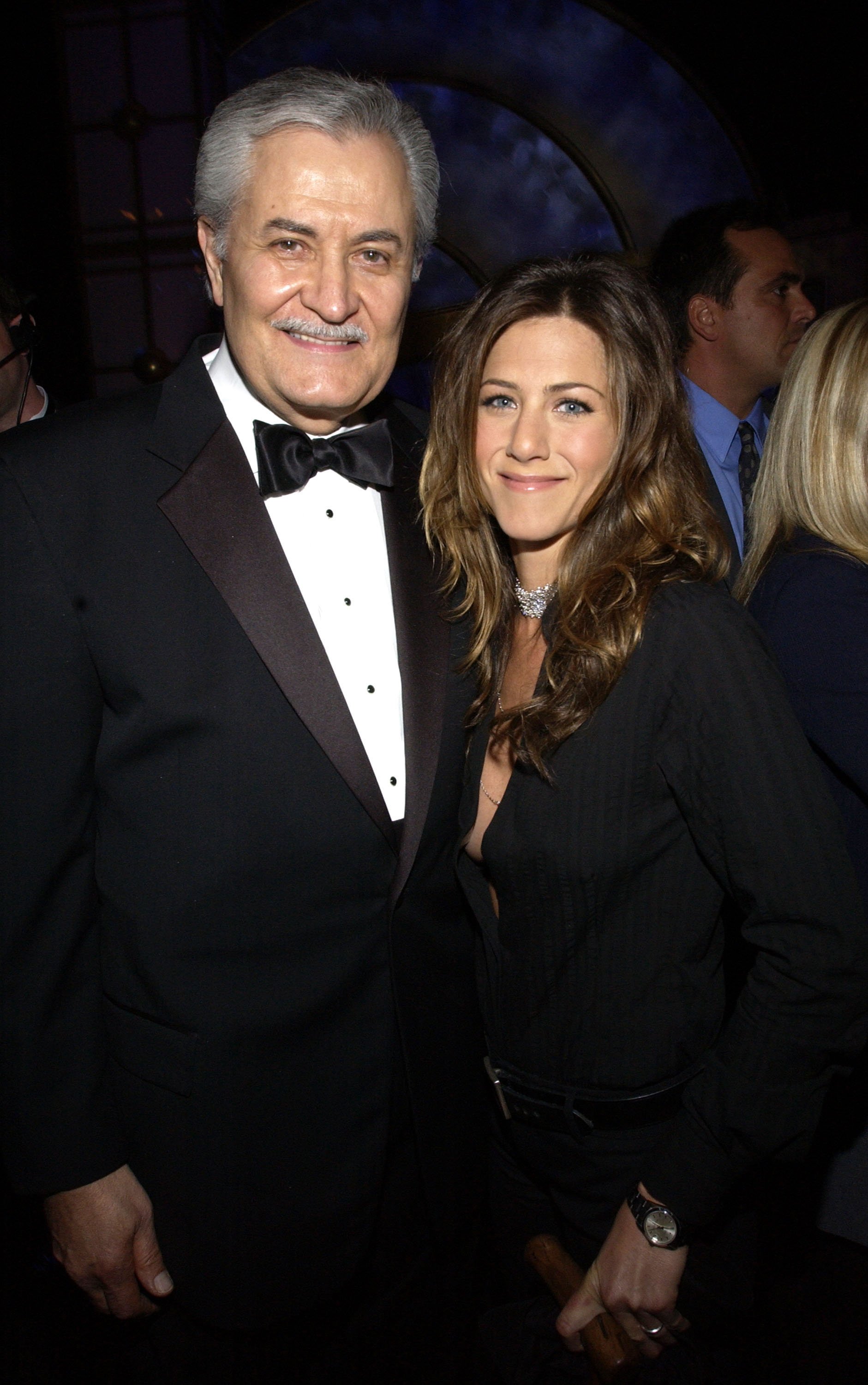 Jennifer Aniston and John Aniston in California in 2003. | Source: Getty Images 