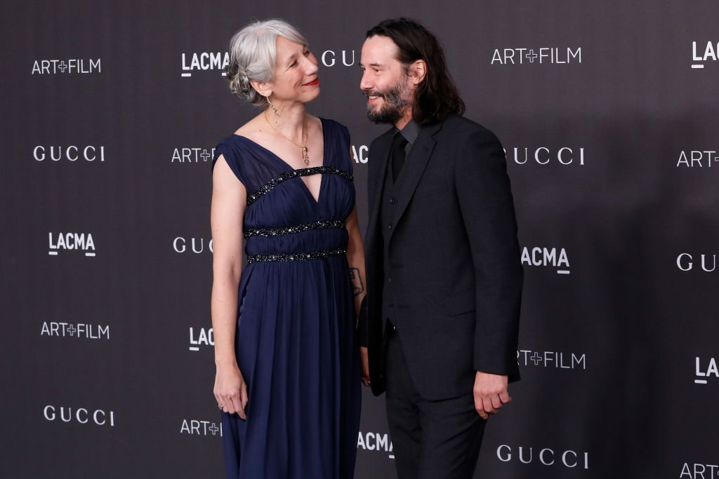 Alexandra Grant et Keanu Reeves le 2 novembre 2019 à Los Angeles en Californie. l Source : Getty Images
