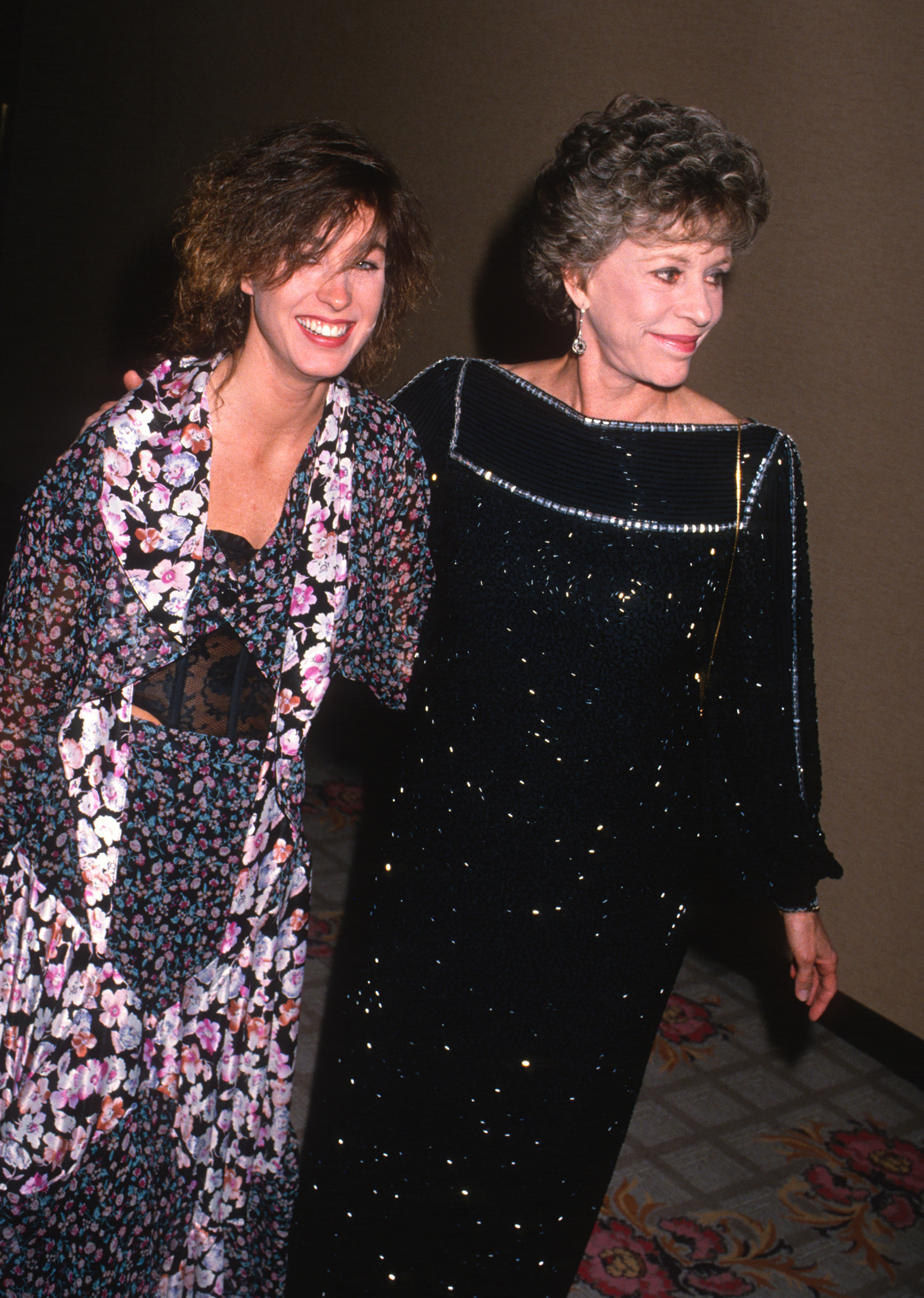 Carol Burnett with her daughter Erin at the WAIF National Humanitarian Awards in California in 1989 | Source: Getty Imag