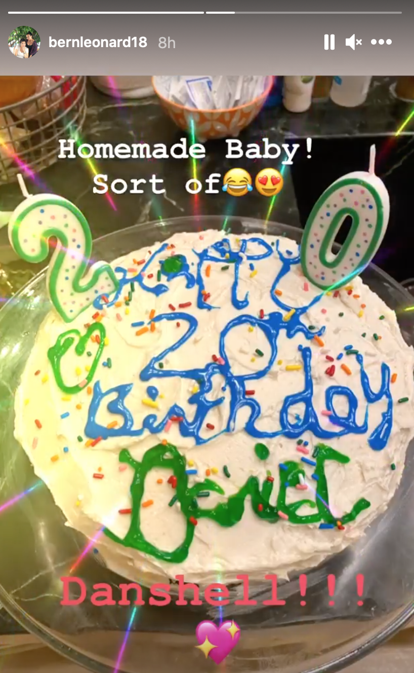 Sugar Ray Leonard's son Daniel's cake for his 20th birthday. | Source: Instagram/bernleonard18