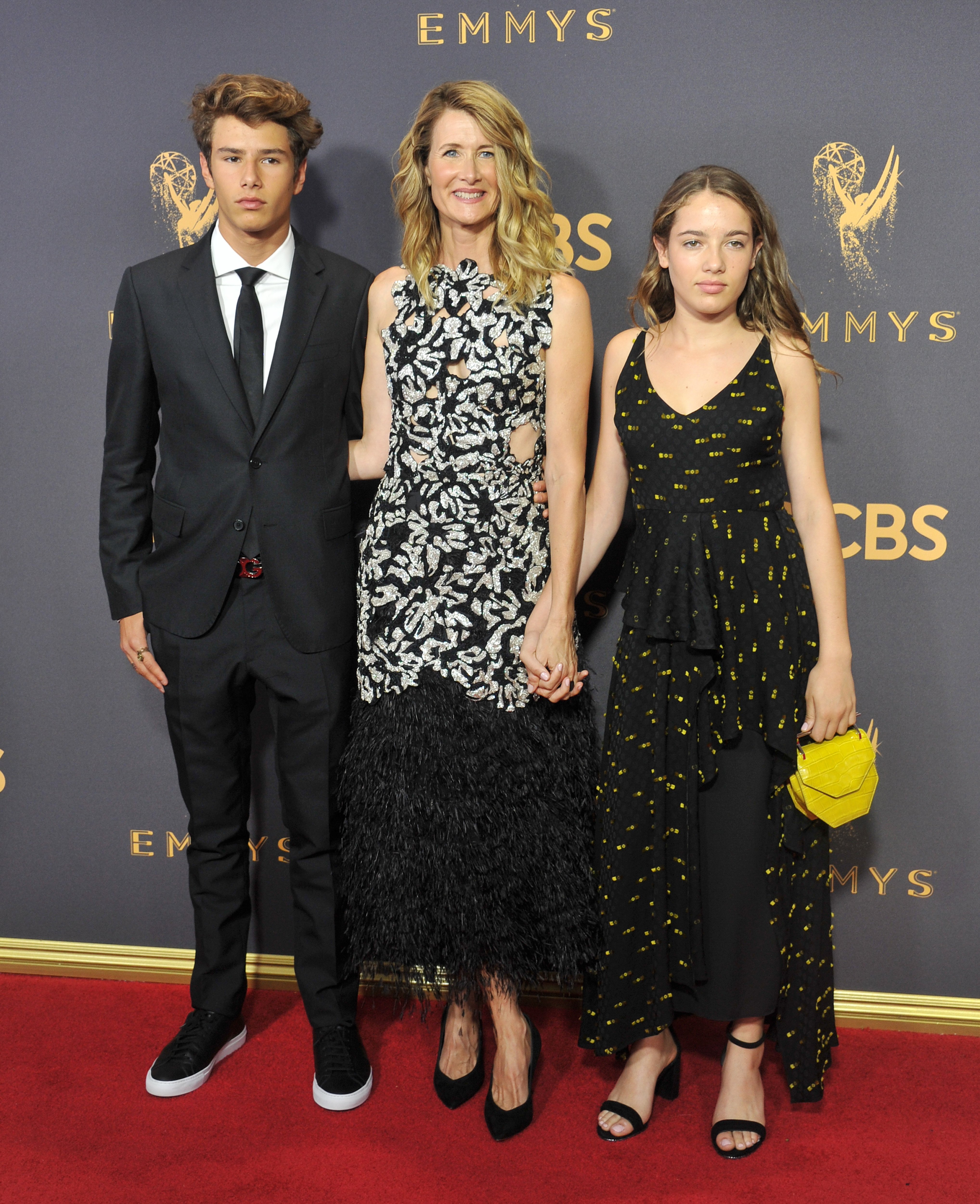 Laura Dern, son Ellery Walker Harper and daughter Jaya Harper arrive at the 69th Annual Primetime Emmy Awards at Microsoft Theater on September 17, 2017 in Los Angeles, California | Source: Getty Images