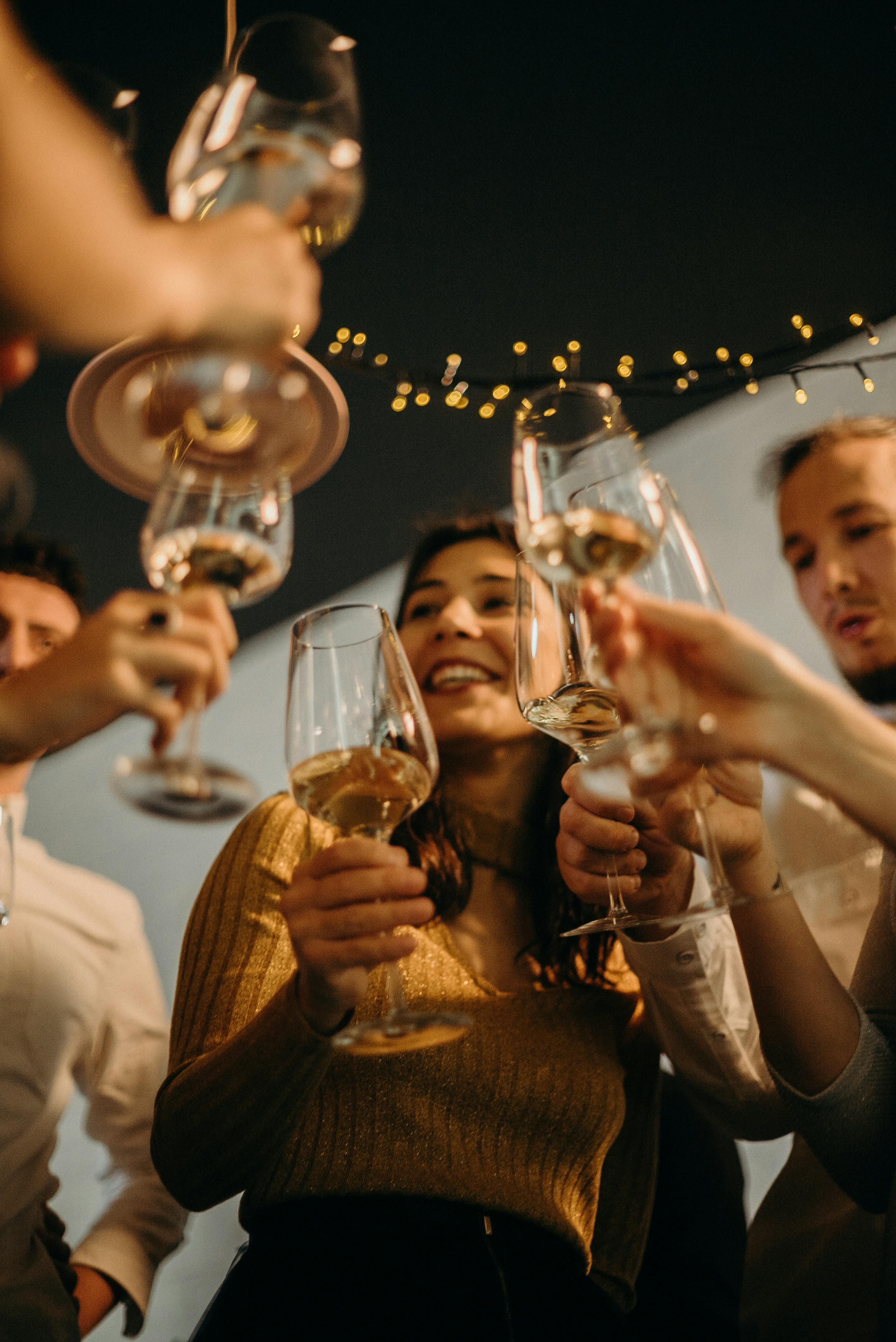 A group of friends having a toast | Source: Pexels