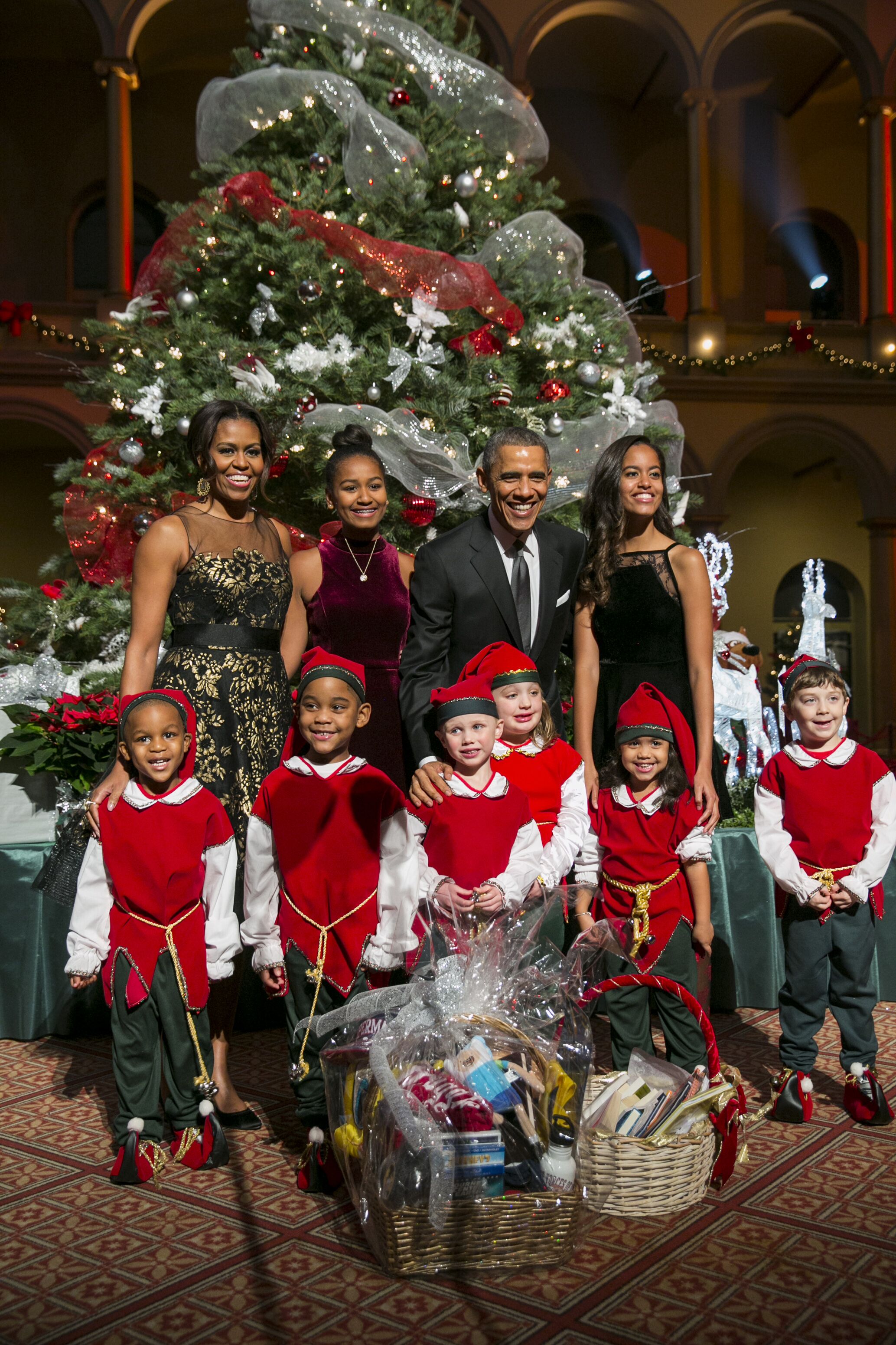 The Obama family participates in the TNT Christmas special in Washington DC in 2014/ Source: Getty Images