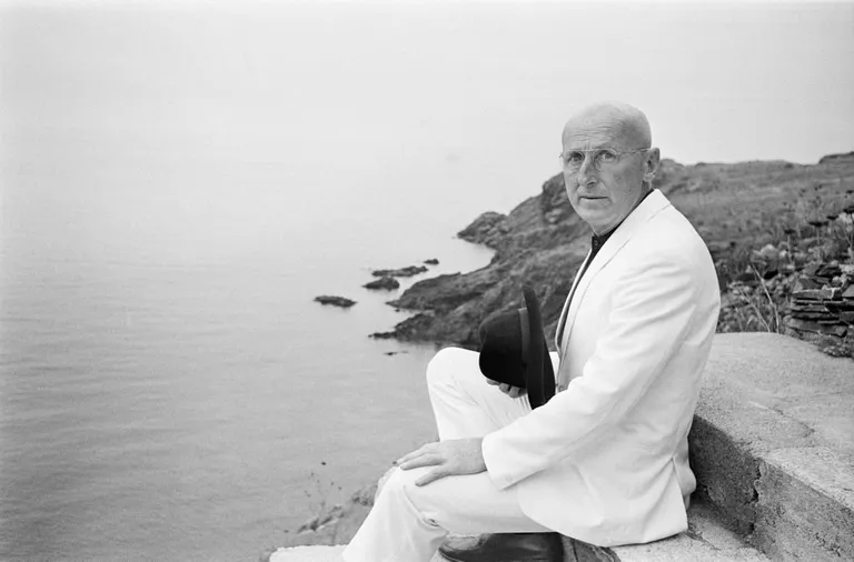 L'acteur français Bourvil lors du tournage du film "L'étalon"de Jean-Pierre Mocky | photo : Getty Images