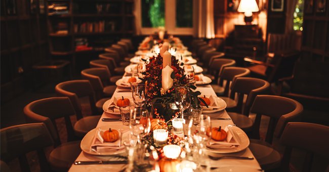 Image of an empty dinner table | Photo: Shutterstock