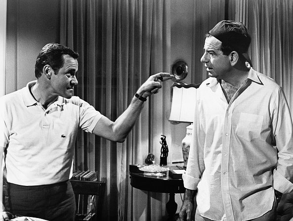 Jack Lemmon and Walter Matthau in "The Odd Couple," circa 1968. | Photo: Getty Images