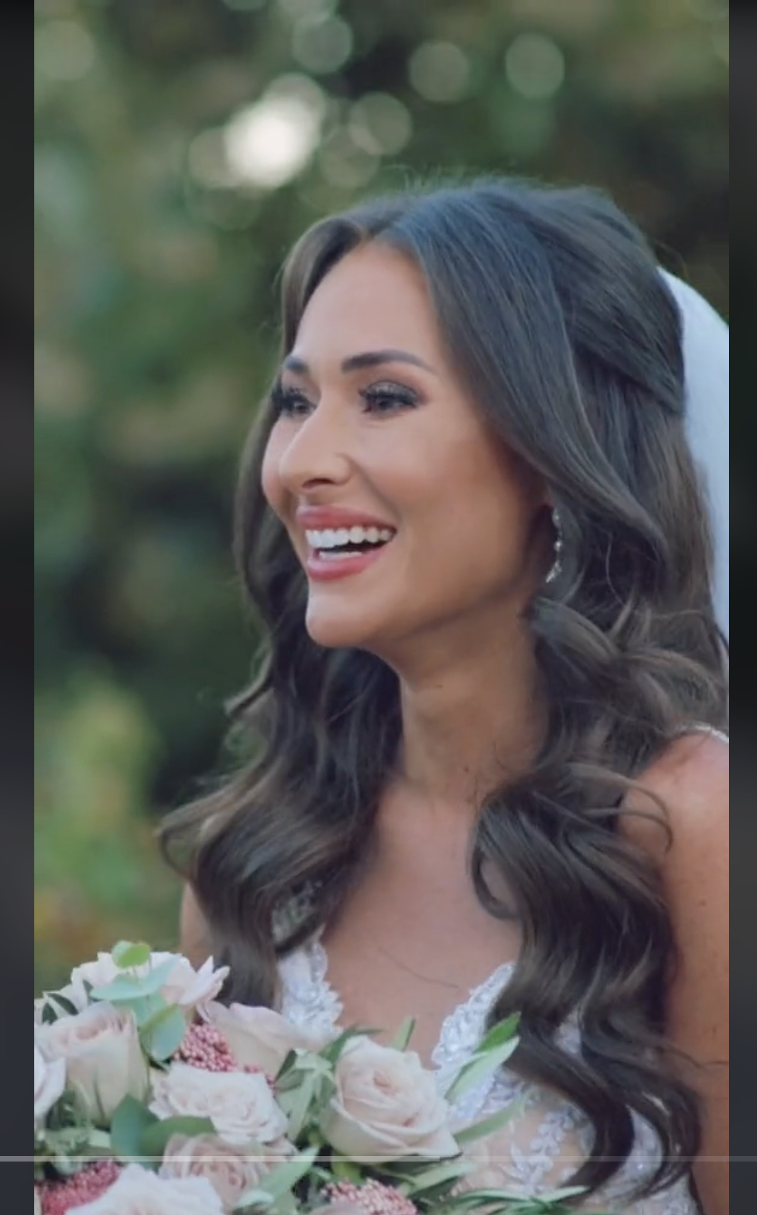 Becky Jefferies on her wedding day, as seen in a video dated May 5, 2022 | Source: tiktok.com/@jetsetbecks