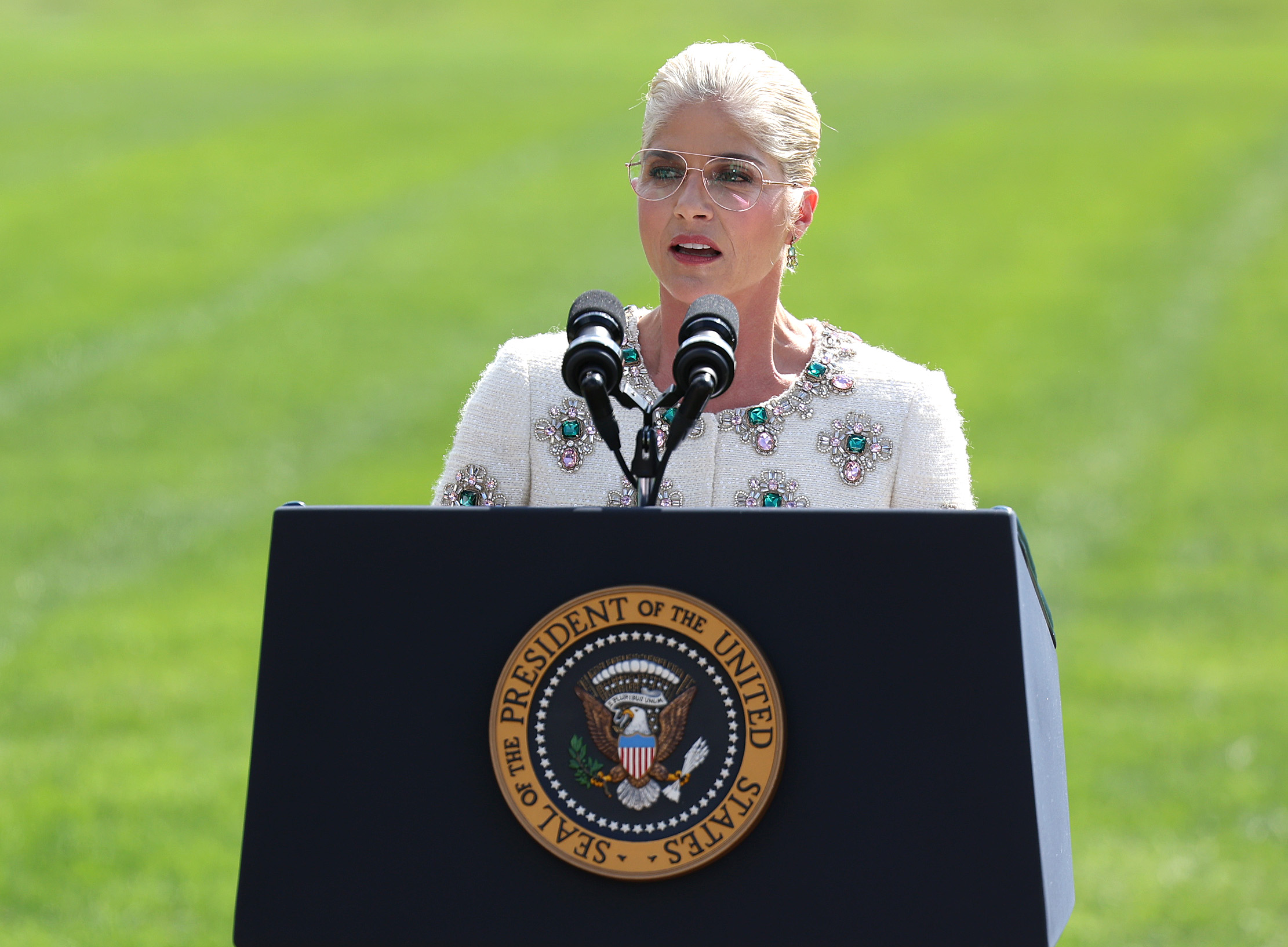 Selma Blair, renowned Actress and Disability Rights Advocate, had the distinct privilege of introducing U.S. President Joe Biden at an event commemorating the Americans with Disabilities Act (ADA) and Rehabilitation Act (Rehab Act) held at the White House on October 02, 2023 | Source: Getty Images