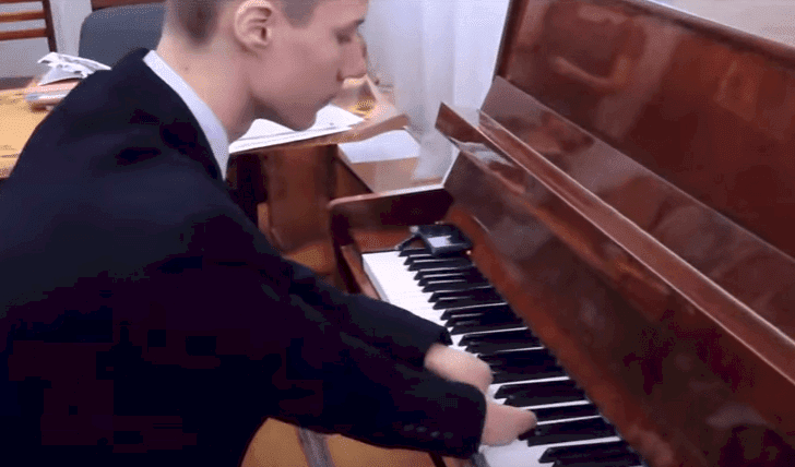 Source: YouTube/ Сергей Дубров Source: YouTube/ Сергей Дубров