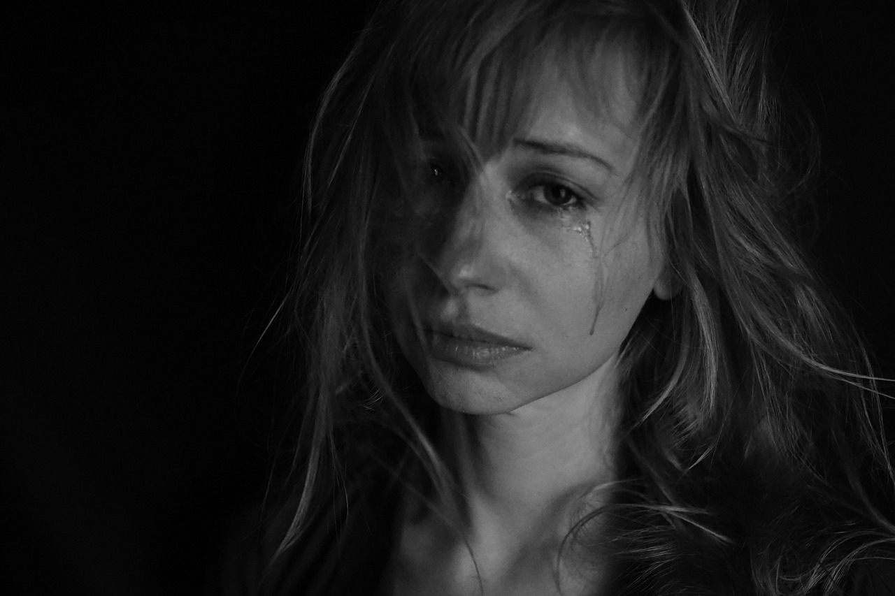 A crying woman | Source: Pixabay