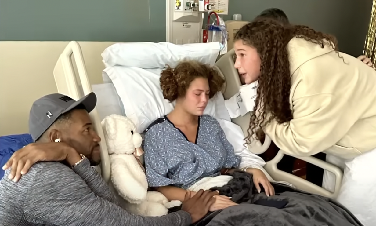 Michael, Isabella, and Sophia Strahan in the hospital, dated October 2023. | YouTube/GoodMorningAmerica