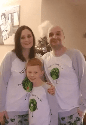 Natalie, su esposo e hijo | Foto: YouTube/VideoVisions Natalie, su esposo e hijo | Foto: YouTube/VideoVisions