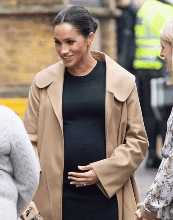 Duchess Meghan visiting Smart Works in London in January 2019 | Source: YouTube/City Dreamer
