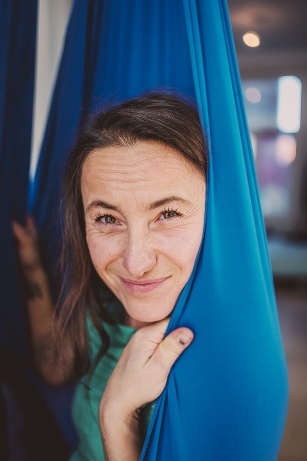 Une femme avec un beau sourire. l Source : Unsplash