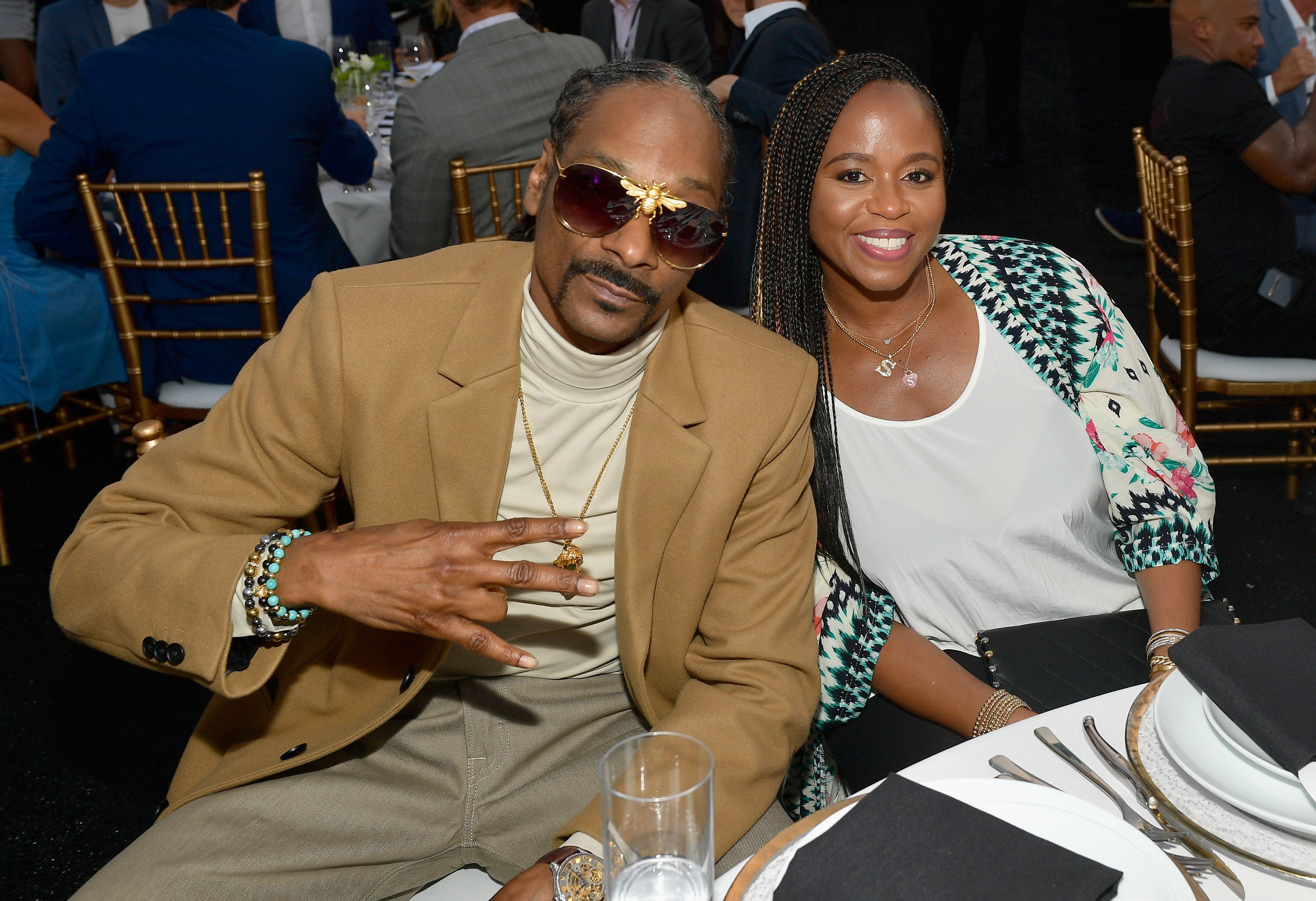 Snoop Dogg and Shante Broadus at the 33rd Annual Cedars-Sinai Sports Spectacular at The Compound on July 15, 2018 | Photo: Getty Images