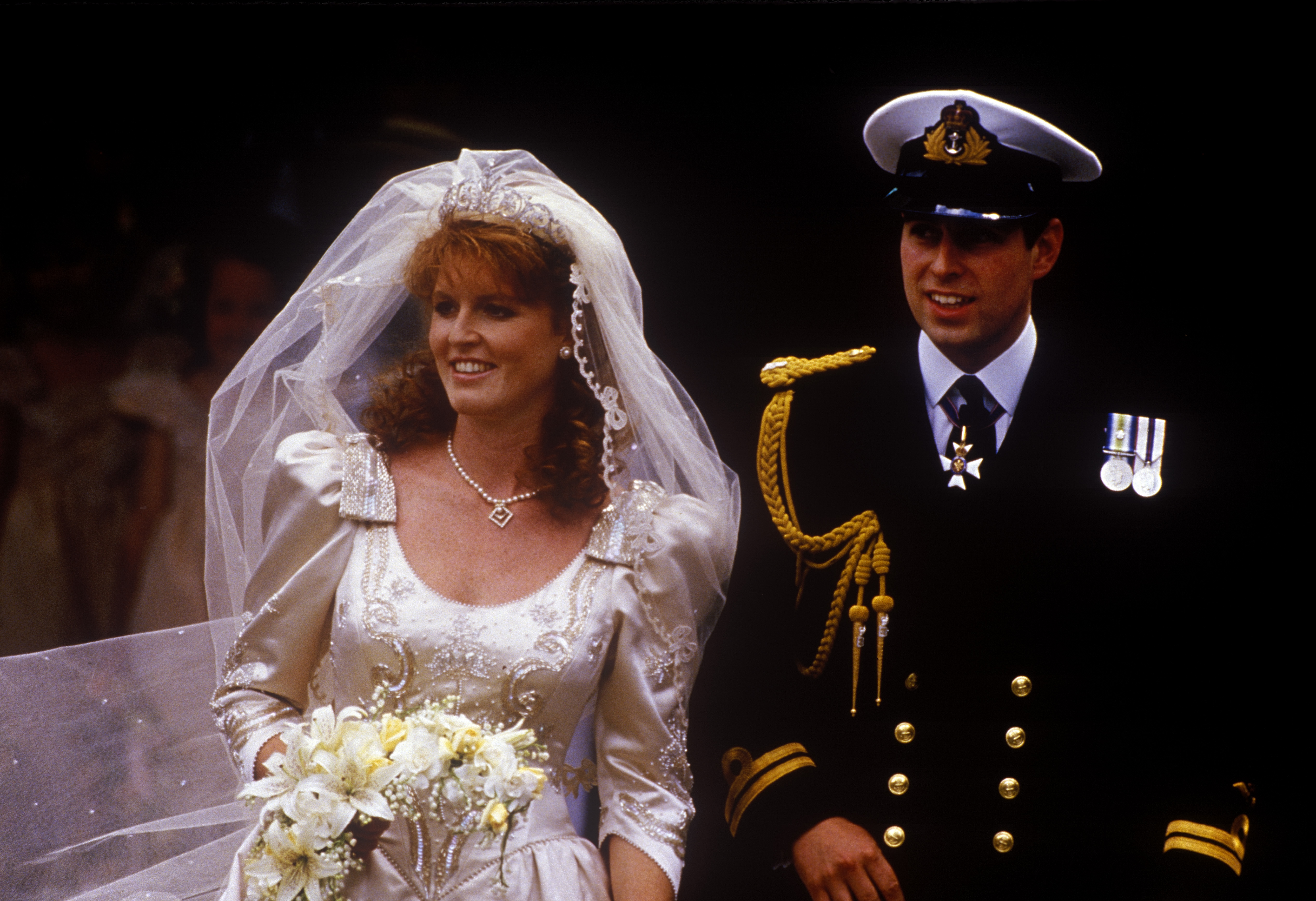 Sarah Ferguson and Prince Andrew, Duke of York, during their wedding day at Westminster Abbey, London, on July 23, 1986 | Source: Getty Images