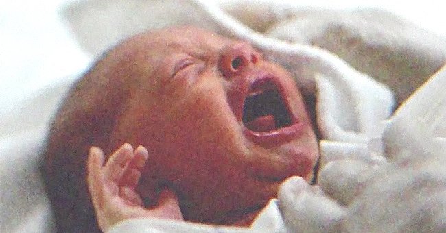Photo of a crying newborn. | Photo: Shutterstock