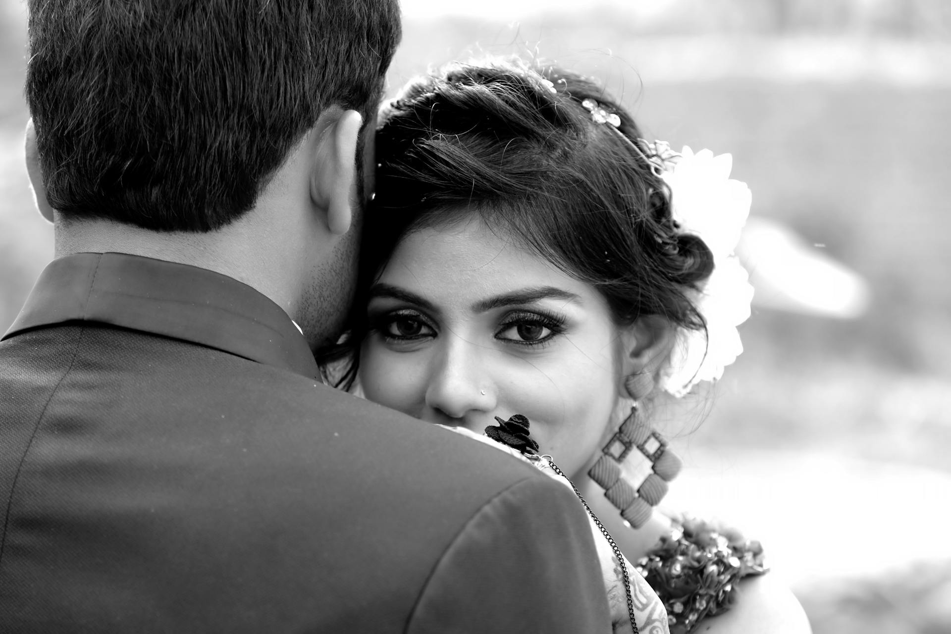 A happy couple on their wedding day | Source: Pexels