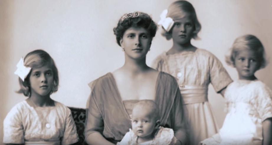 Ghostly story behind the Queen and Prince Philips home revealed | Prince philip, Prince philip 