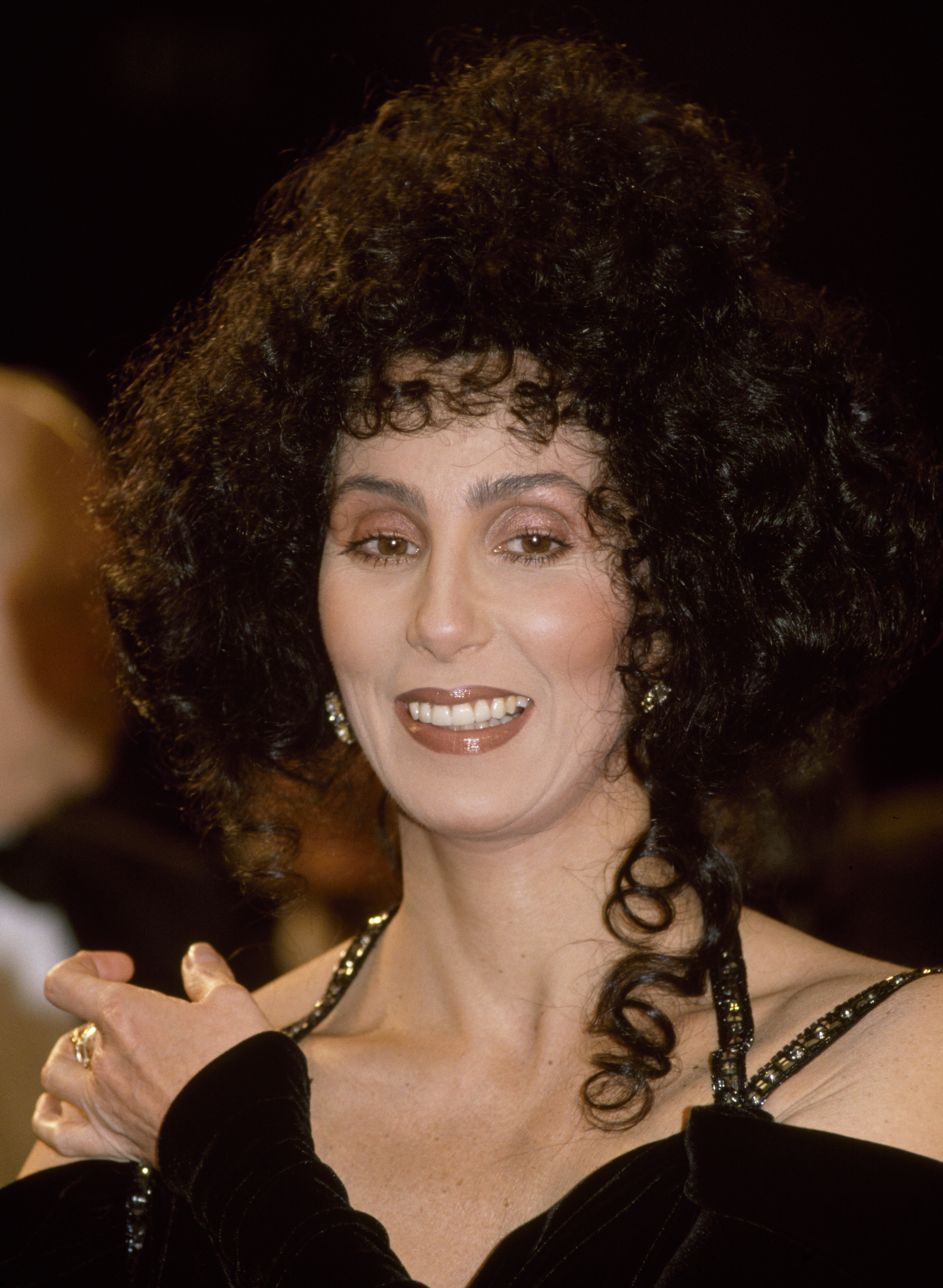 Cher pictured at the film premiere of "Empire of the Sun" on March 1, 1988 in London | Source: Getty Images