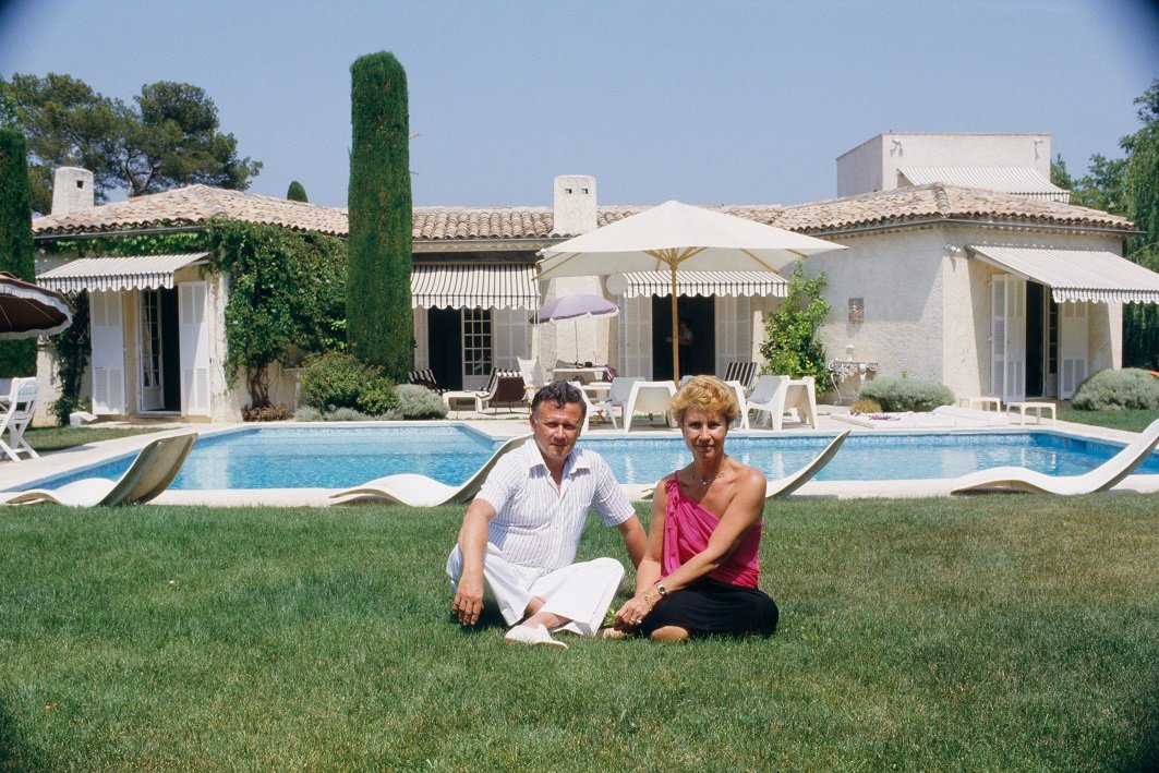 Le journaliste Philippe Bouvard et sa femme Colette | Photo : Getty Images. Le journaliste Philippe Bouvard et sa femme Colette | Photo : Getty Images.
