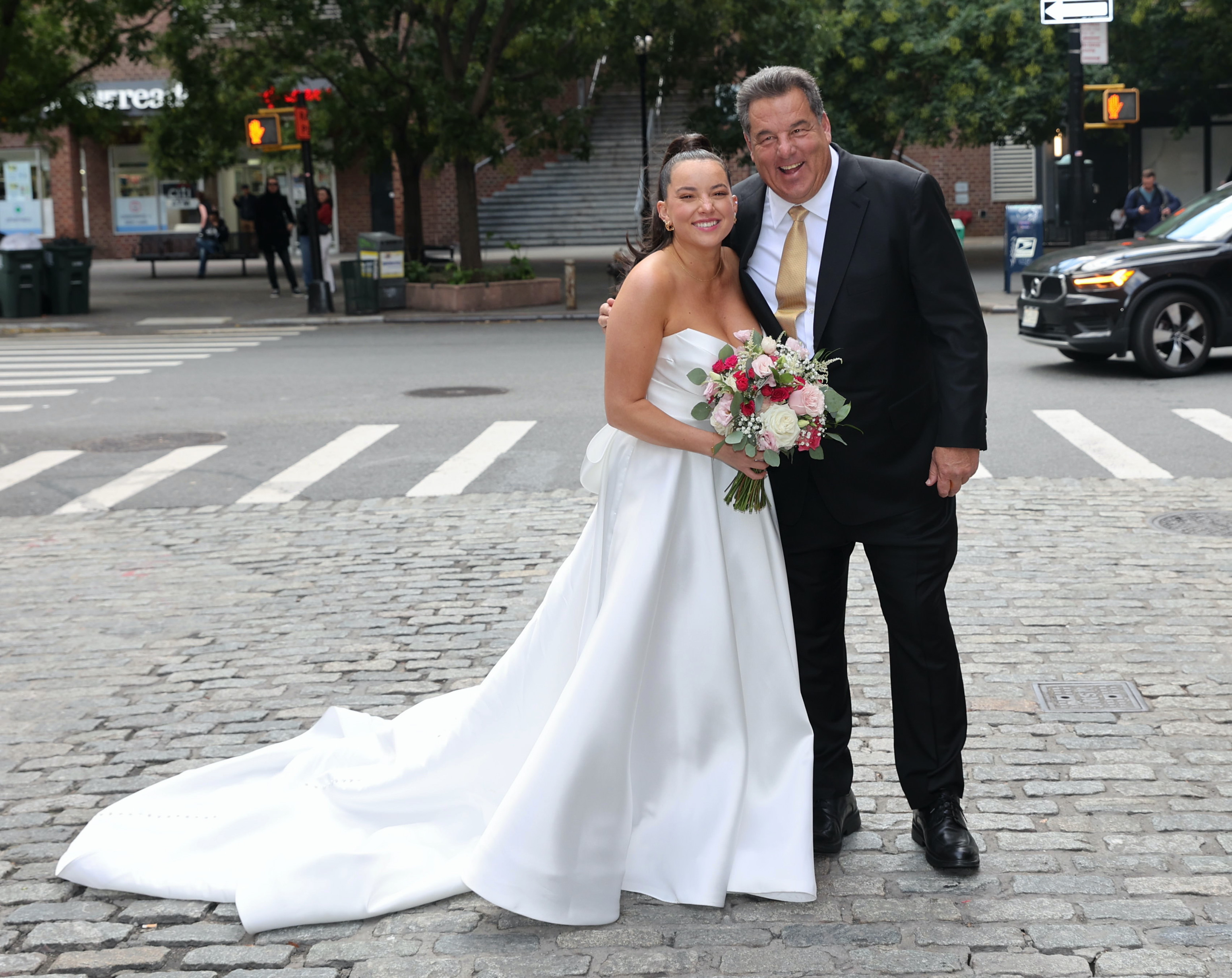 Ciara and Steve Schirripa on Ciara's wedding day in New York City on October 8, 2023 | Source: Getty Images