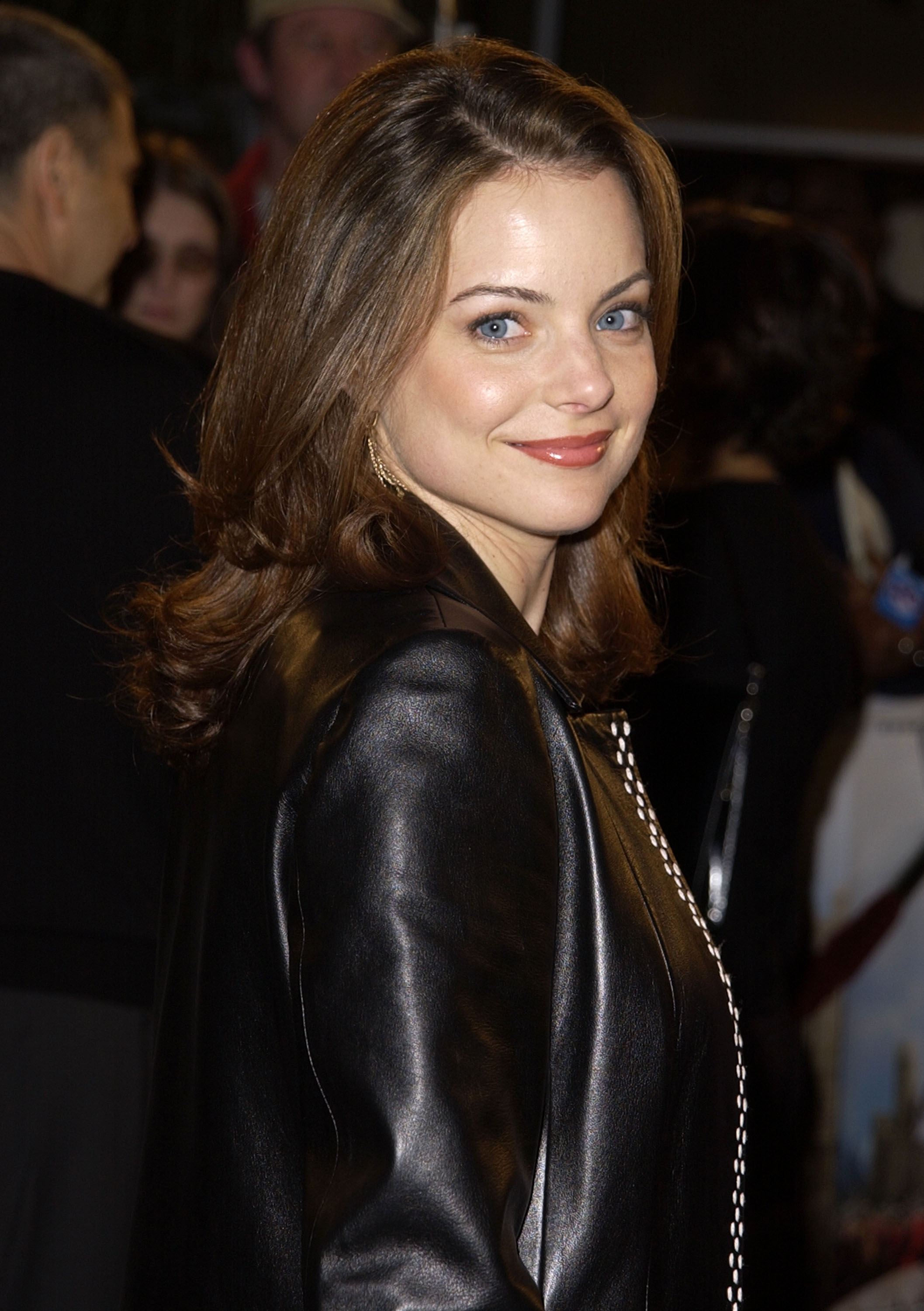 Kimberly Williams at Mann Village Theatre in Westwood, California, United States, 2001 | Source: Getty Images