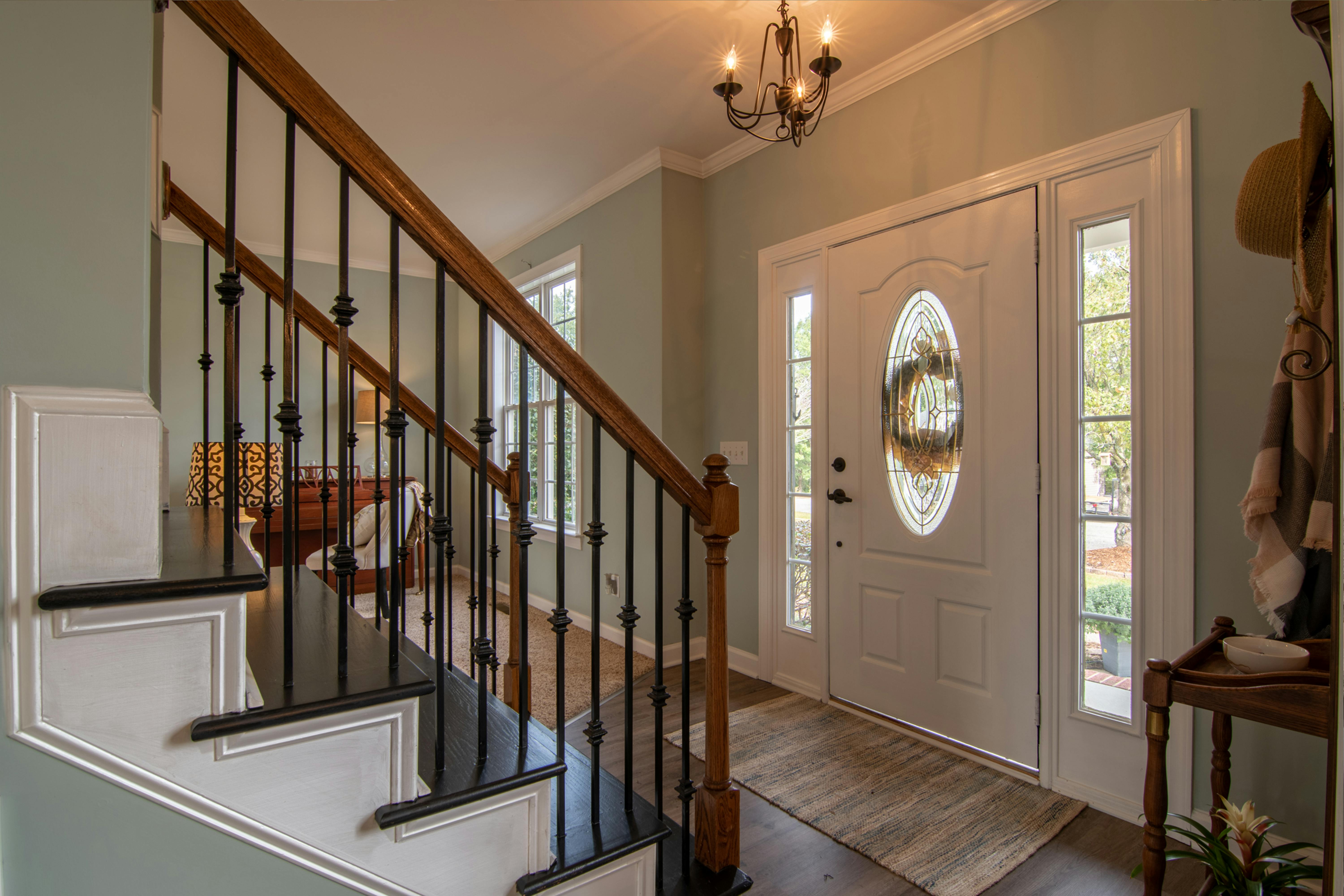 A stairway in a house | Source: Pexels