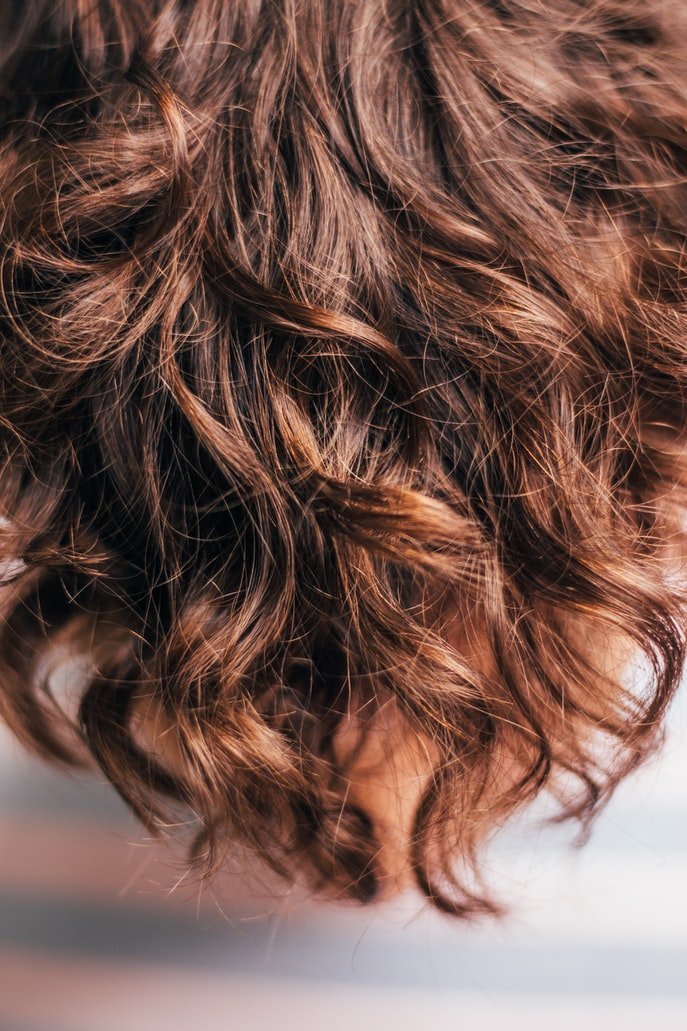 Sally's beautiful hair started to fall out | Source: Unsplash