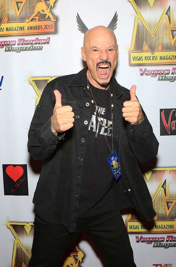 Bob Kulick arrive aux Vegas Rocks ! magazine music awards 2013 à The Joint à l'intérieur du Hard Rock Hotel & Casino le 25 août 2013 à Las Vegas, Nevada. | Photo : Getty Images