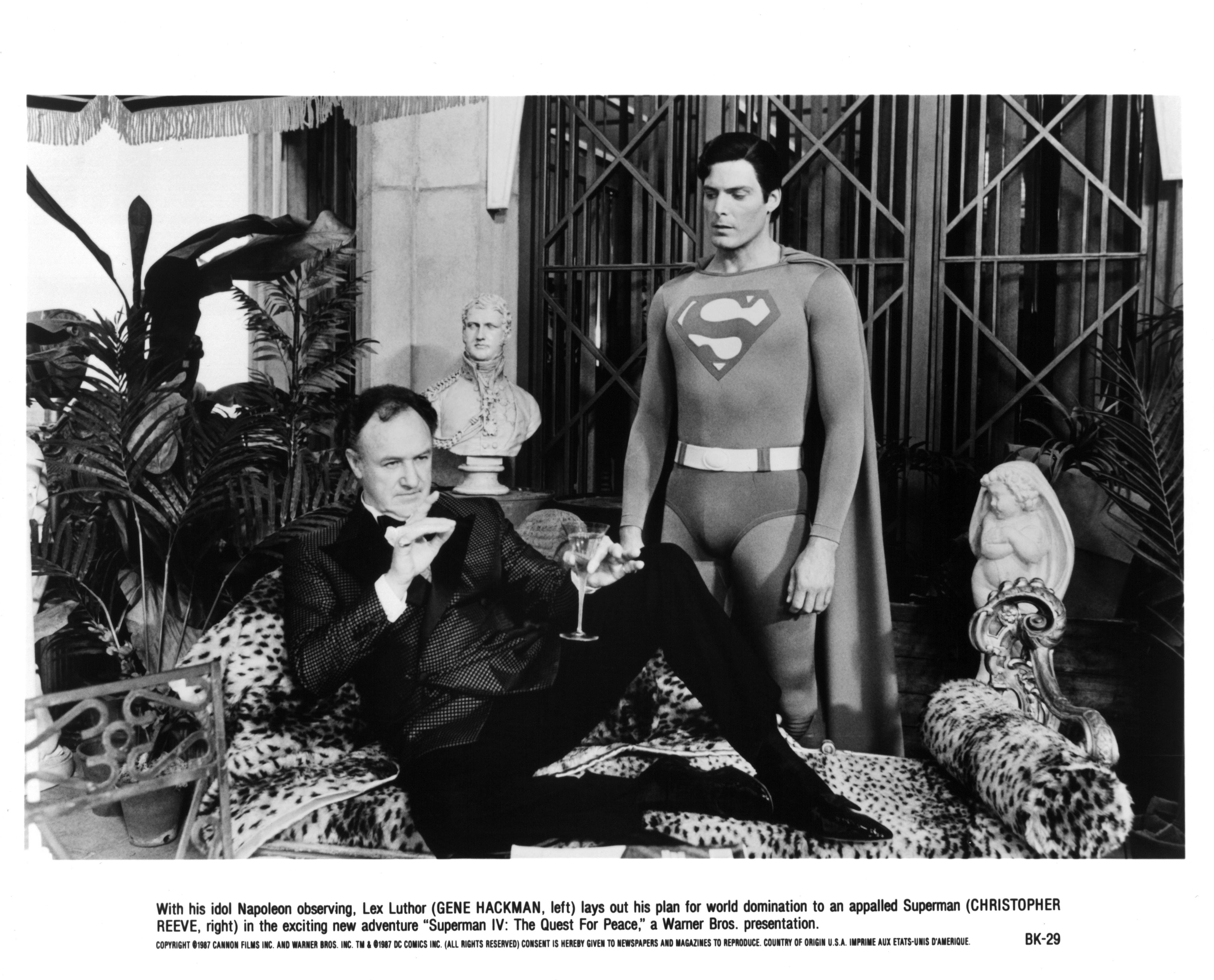 Actors Gene Hackman and Christopher Reeve in a scene from the Warner Bros. movie "Superman IV: The Quest for Peace," circa 1987 | Source: Getty Images