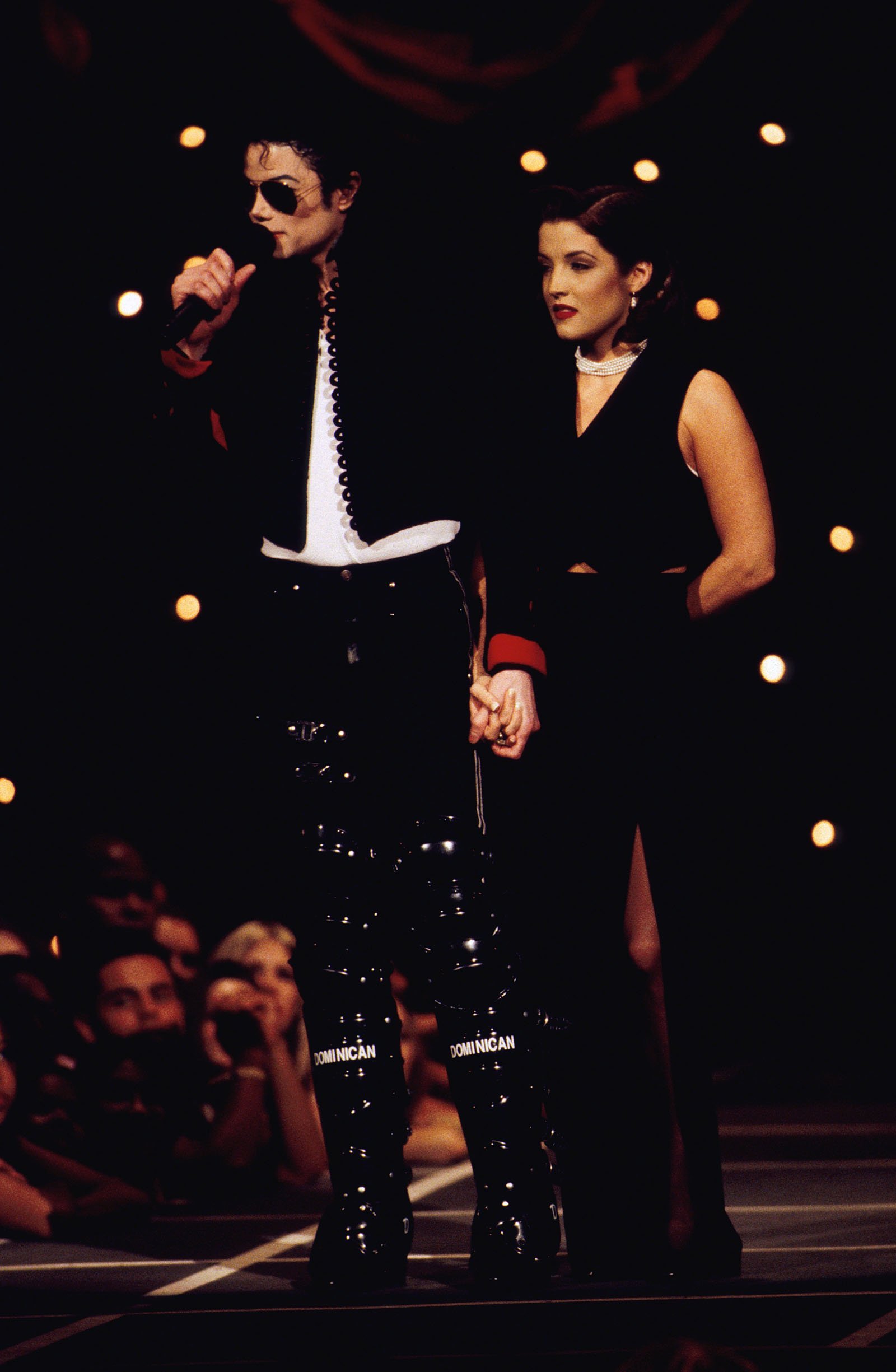 Michael Jackson and Lisa Marie Presley at the 1994 MTV Video Music Awards in Los Angeles, CA on September 8, 1994. | Source: Getty Images.