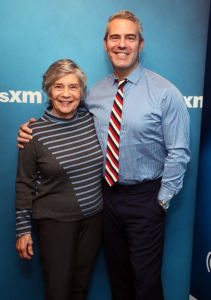 Evelyn Cohen and Andy Cohen at the SiriusXM studios on October 1, 2018 in New York City | Photo: Getty Images