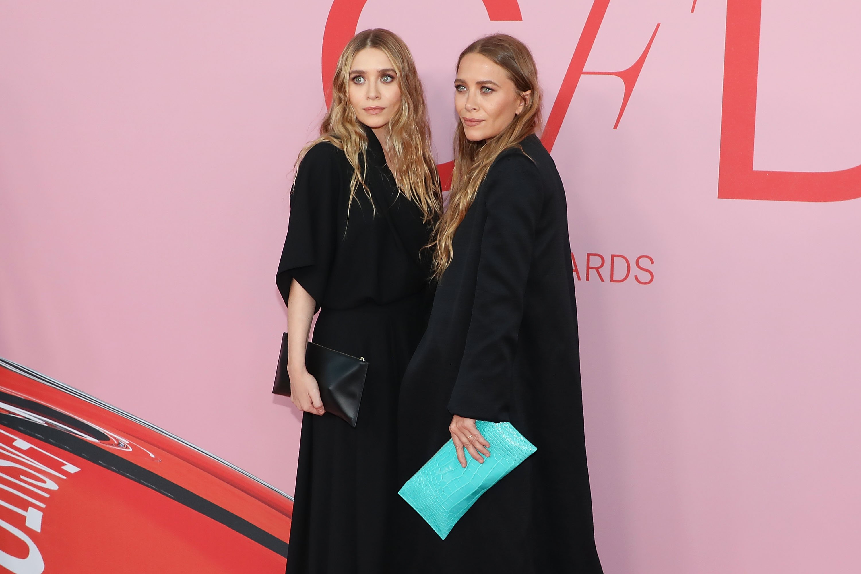 Mary-Kate Olsen and Ashley Olsen at the 2019 CFDA Fashion Awards at The Brooklyn Museum on June 3, 2019 in New York City. | Source: Getty Images