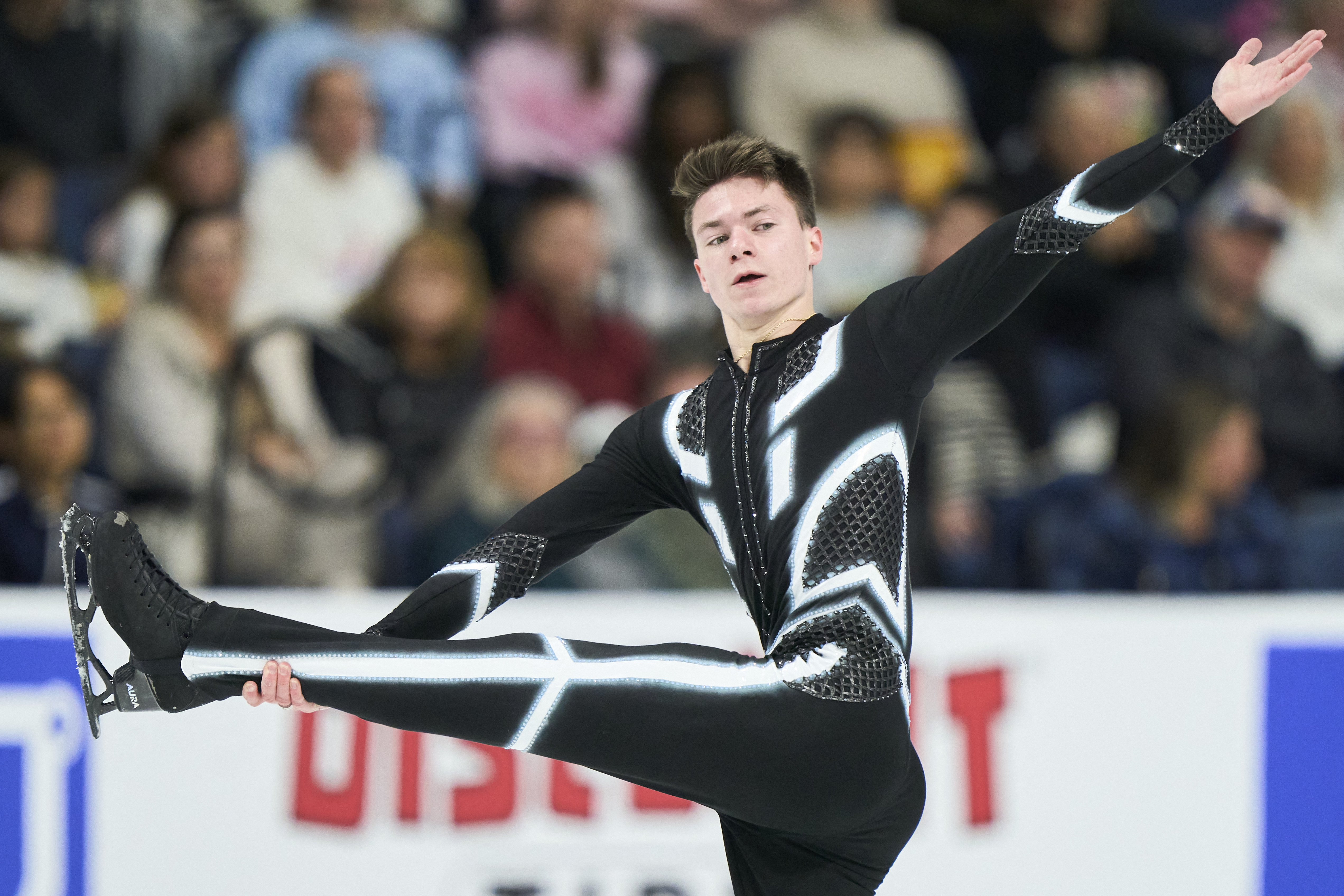 Maxim Naumov skates his free program in the men's competition at ISU Grand Prix of Figure Skating "2024 Skate America" in Allen, Texas on October 20, 2024 | Source: Getty Images