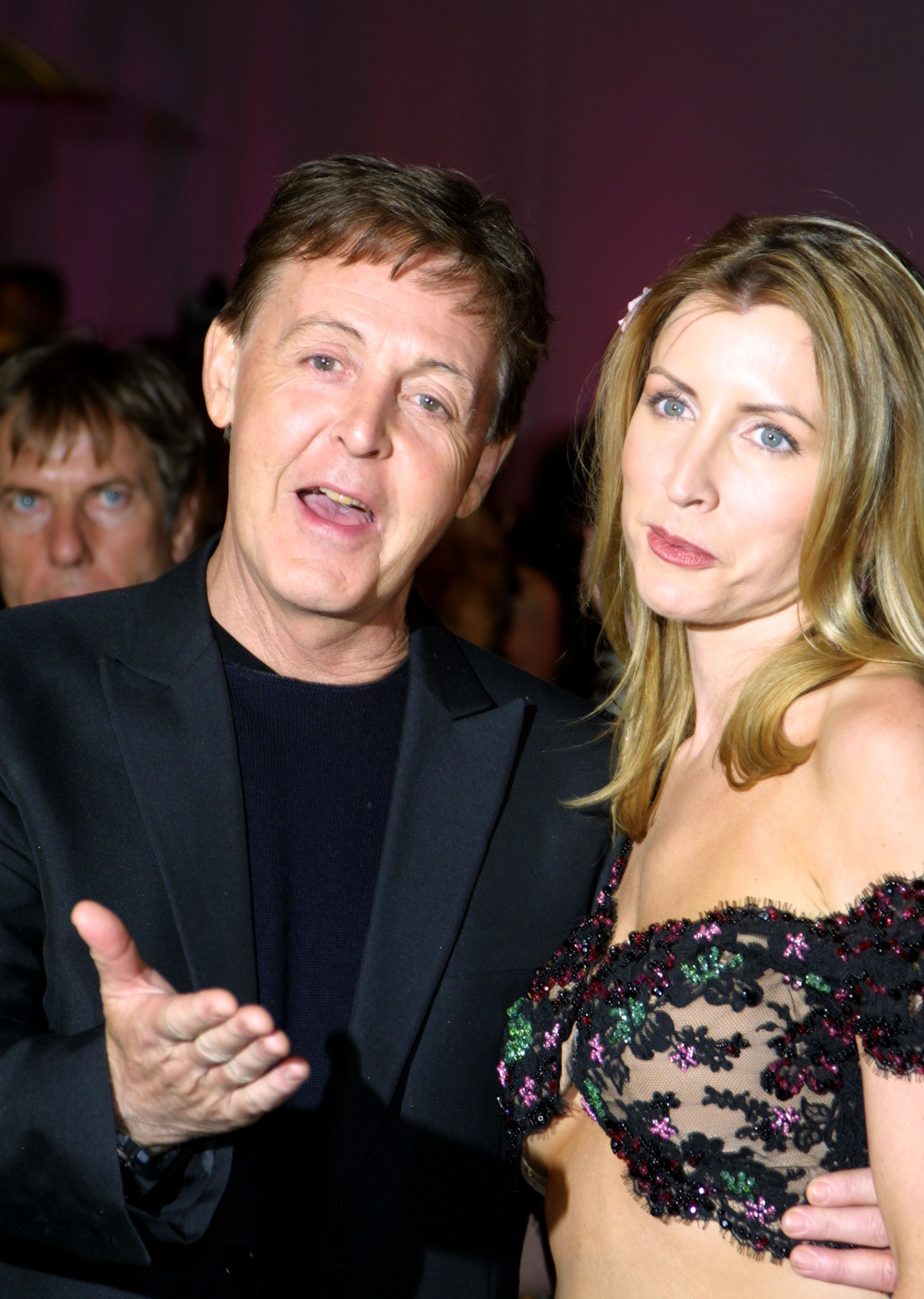 Paul McCartney and Heather Mills attend the 2002 Vanity Fair Oscar Party on March 24, 2002 in Beverly Hills, California | Source: Getty Images