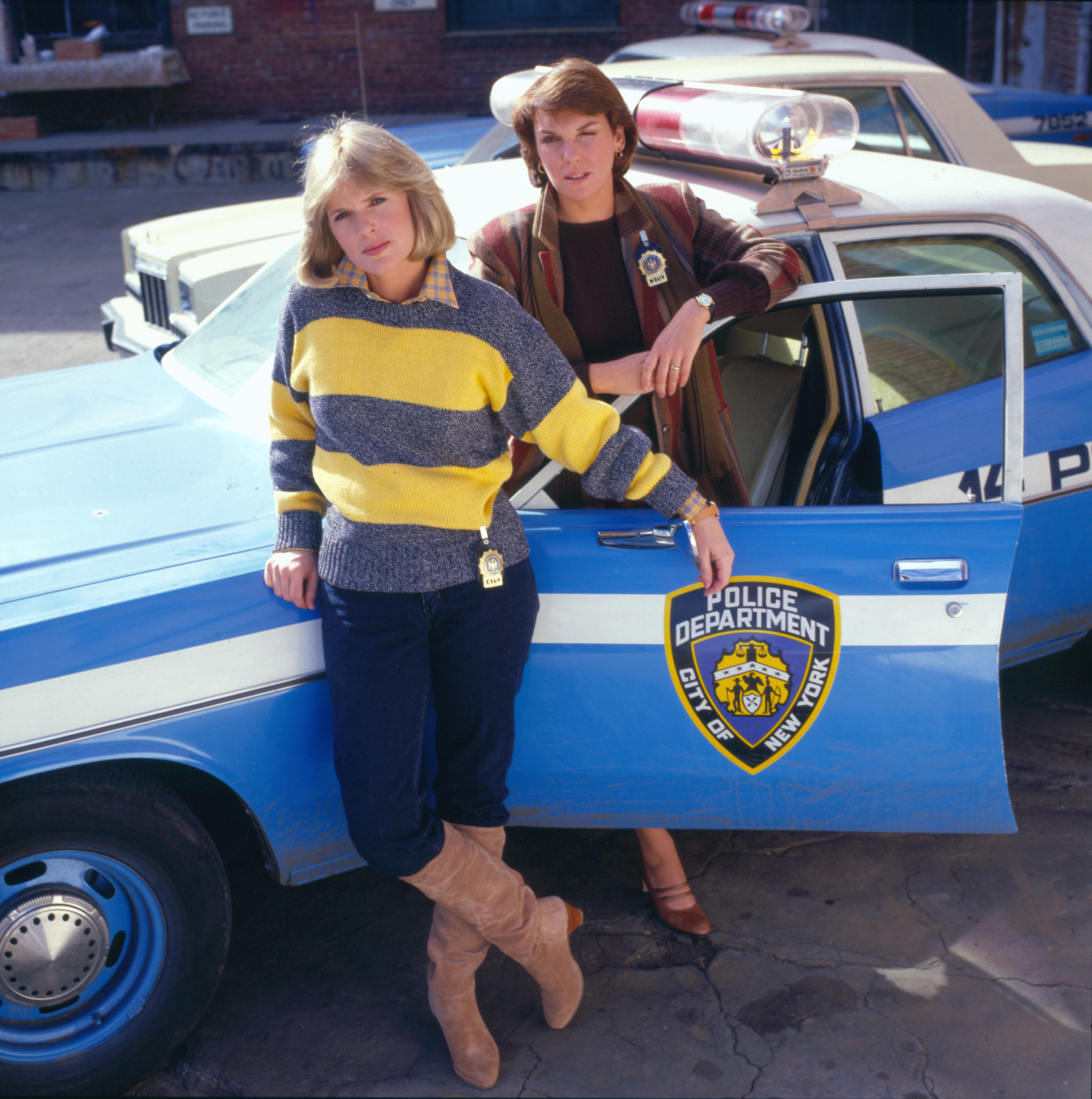 Sharon Gless and Tyne Daly on "Cagney & Lacey," 1984 | Source: Getty Images