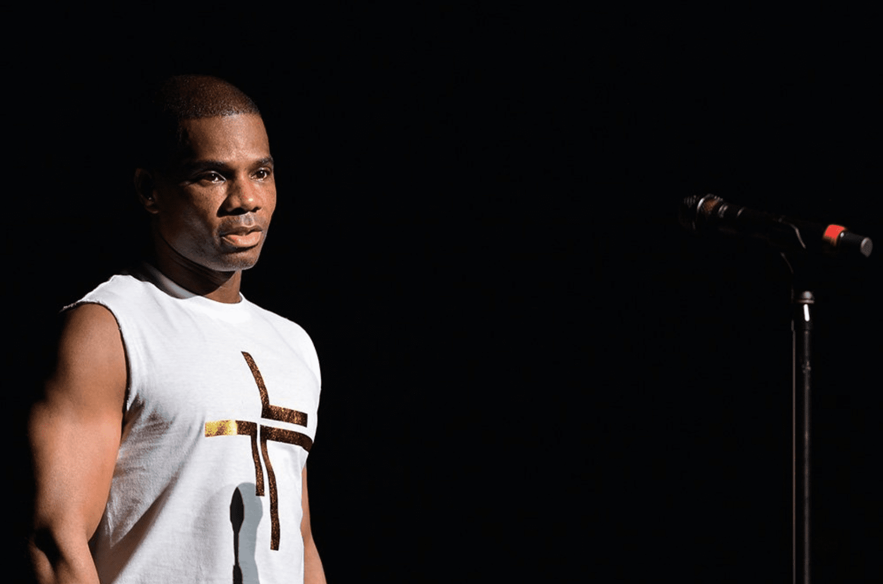 Kirk Franklin performs on stage at Au-Rene Theater in July 2019 in Miami, Florida. | Source: Getty Images