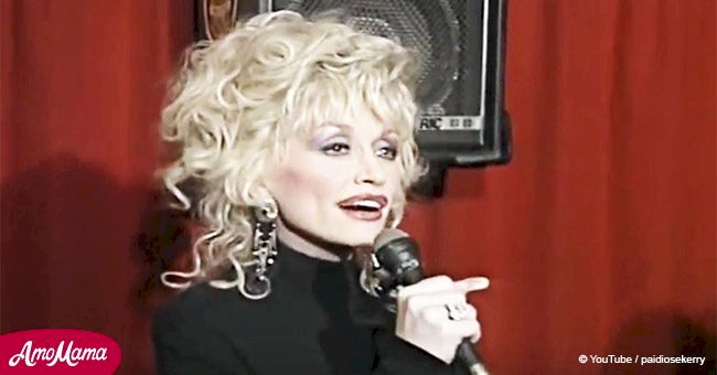 Dolly Parton walks into a tiny Irish bar and sings an iconic country song in this flashback video